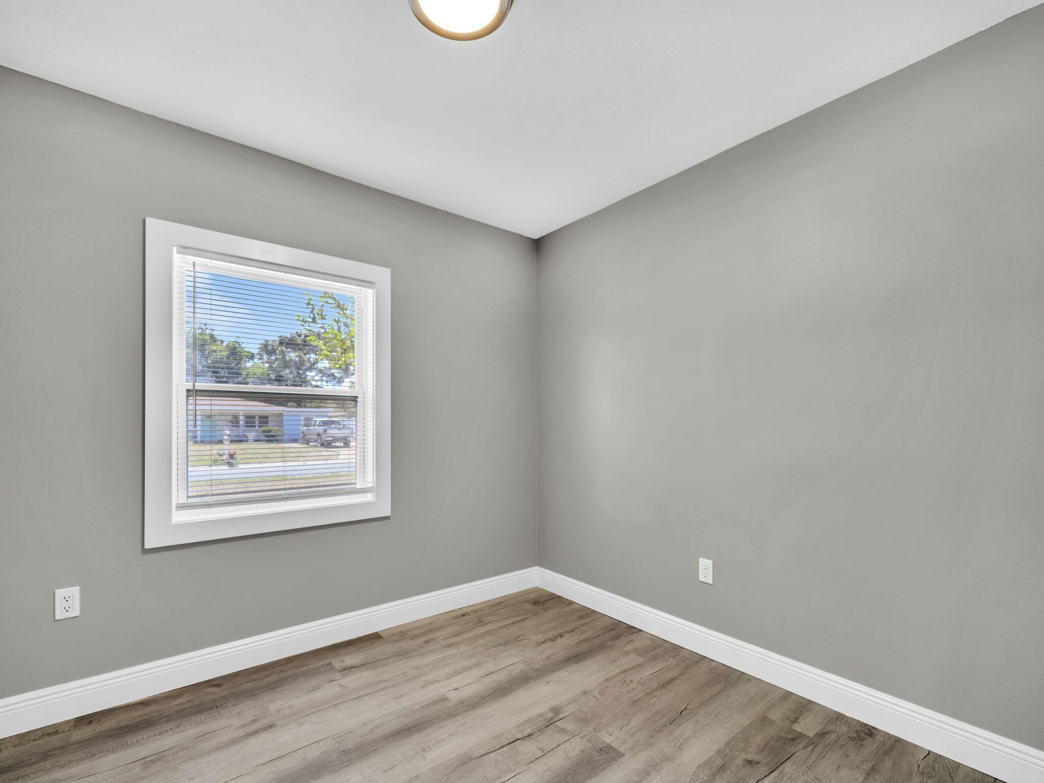 OAKLAND HEIGHTS - Residential