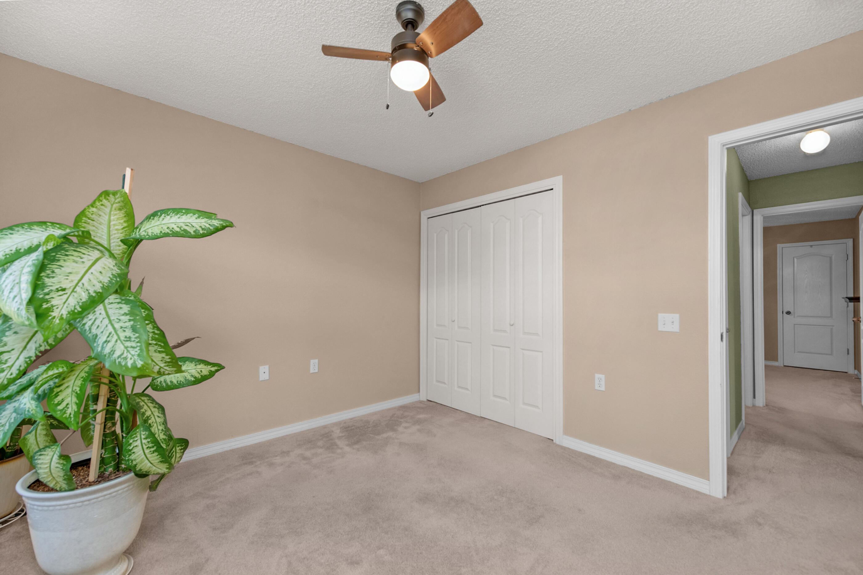 SHADOW LAKES - Residential