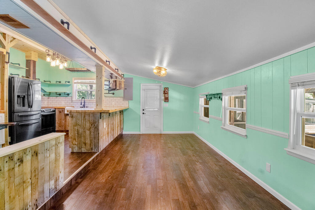 Bunker Hill - Residential