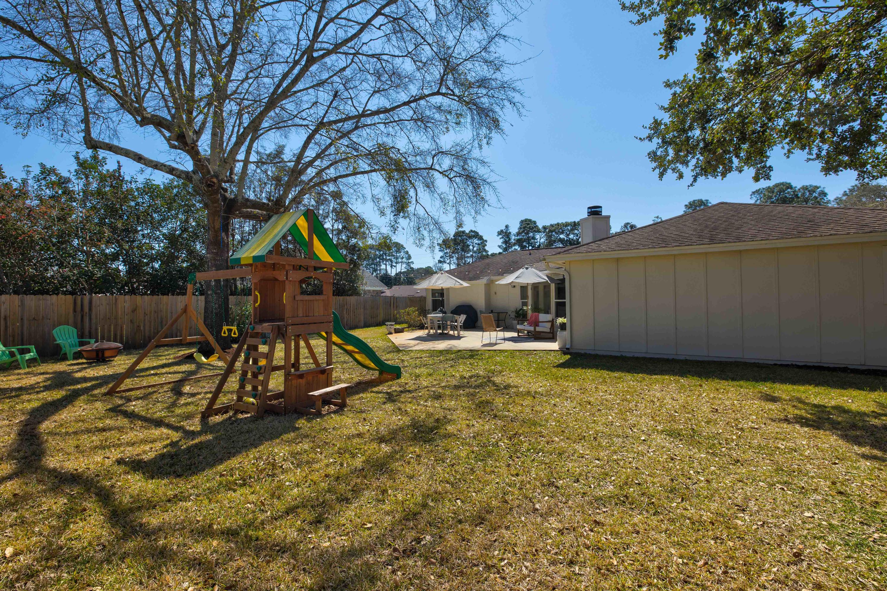 PINEWOOD ESTATES 2 - Residential