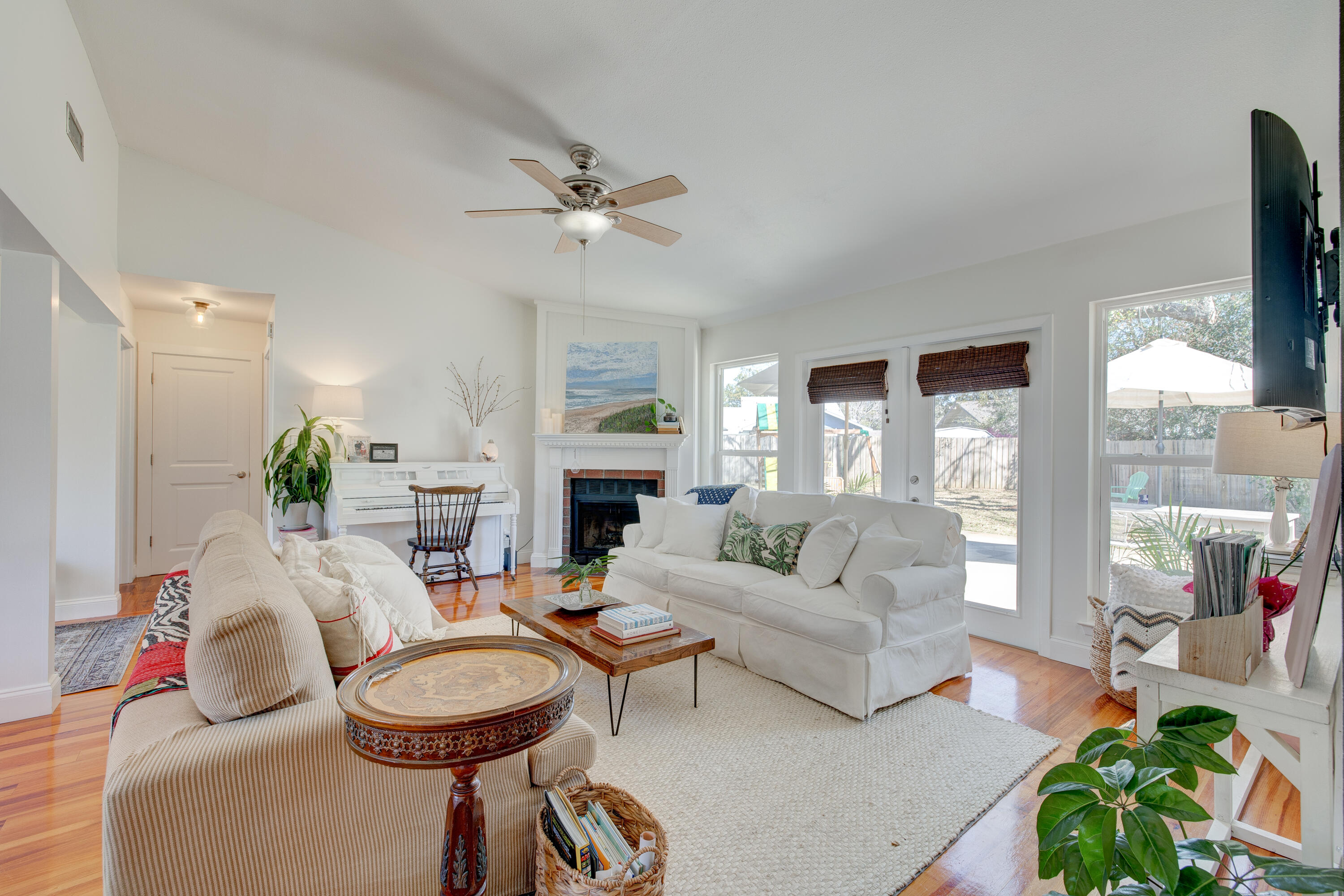 PINEWOOD ESTATES 2 - Residential