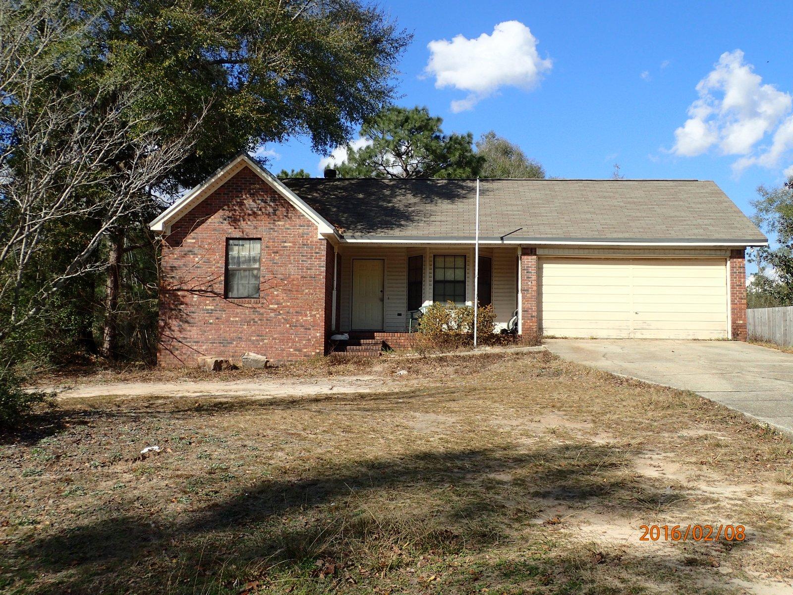 This REO auction property is priced to sell! Right at 1395sf, this 3 bedroom 2 bath home has all brick exterior, 2 car garage, and sits on approximately 1/2 acre. All offers must be submitted online. Call today for details!
