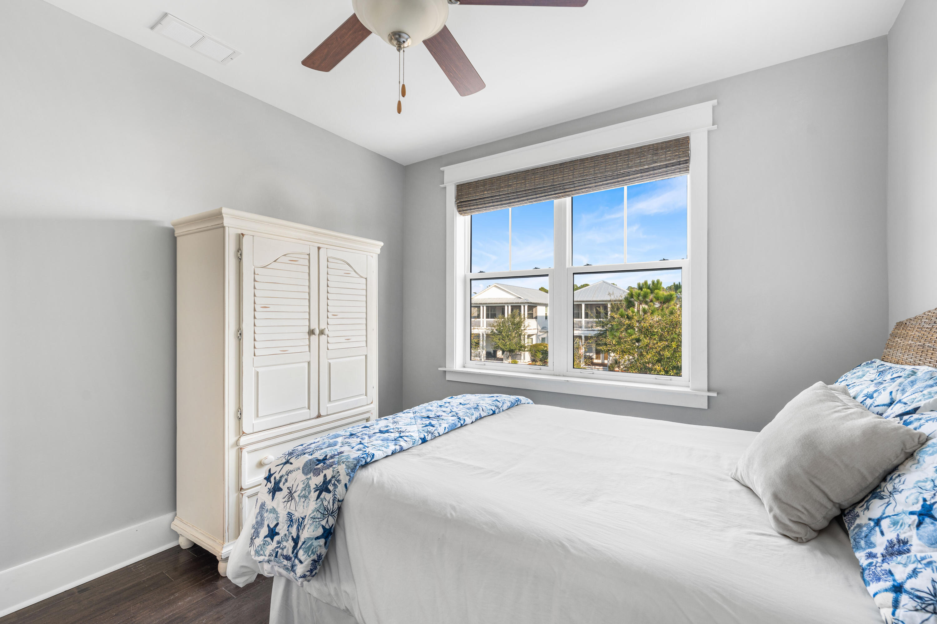 NATUREWALK AT SEAGROVE - Residential