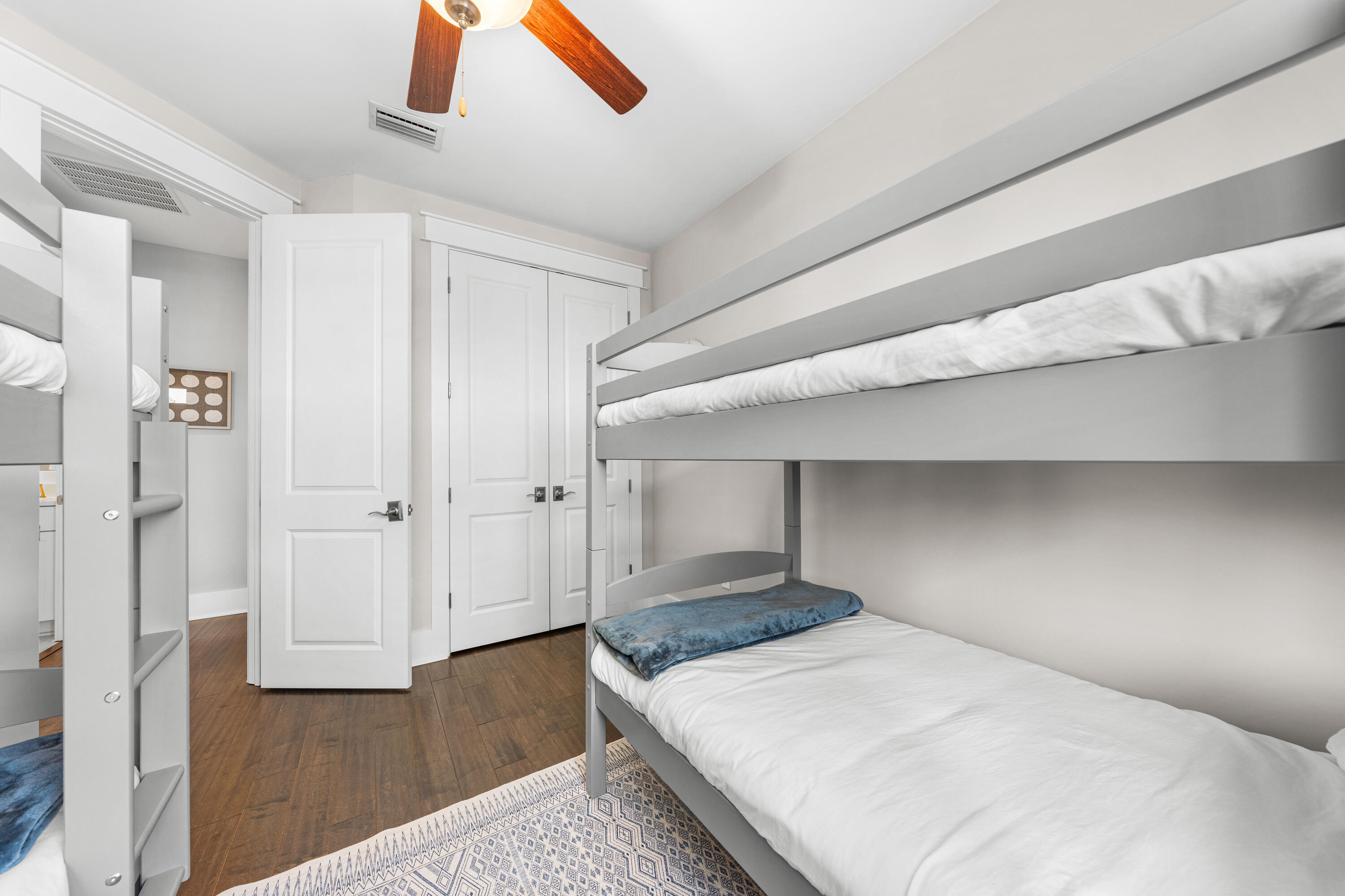 NATUREWALK AT SEAGROVE - Residential