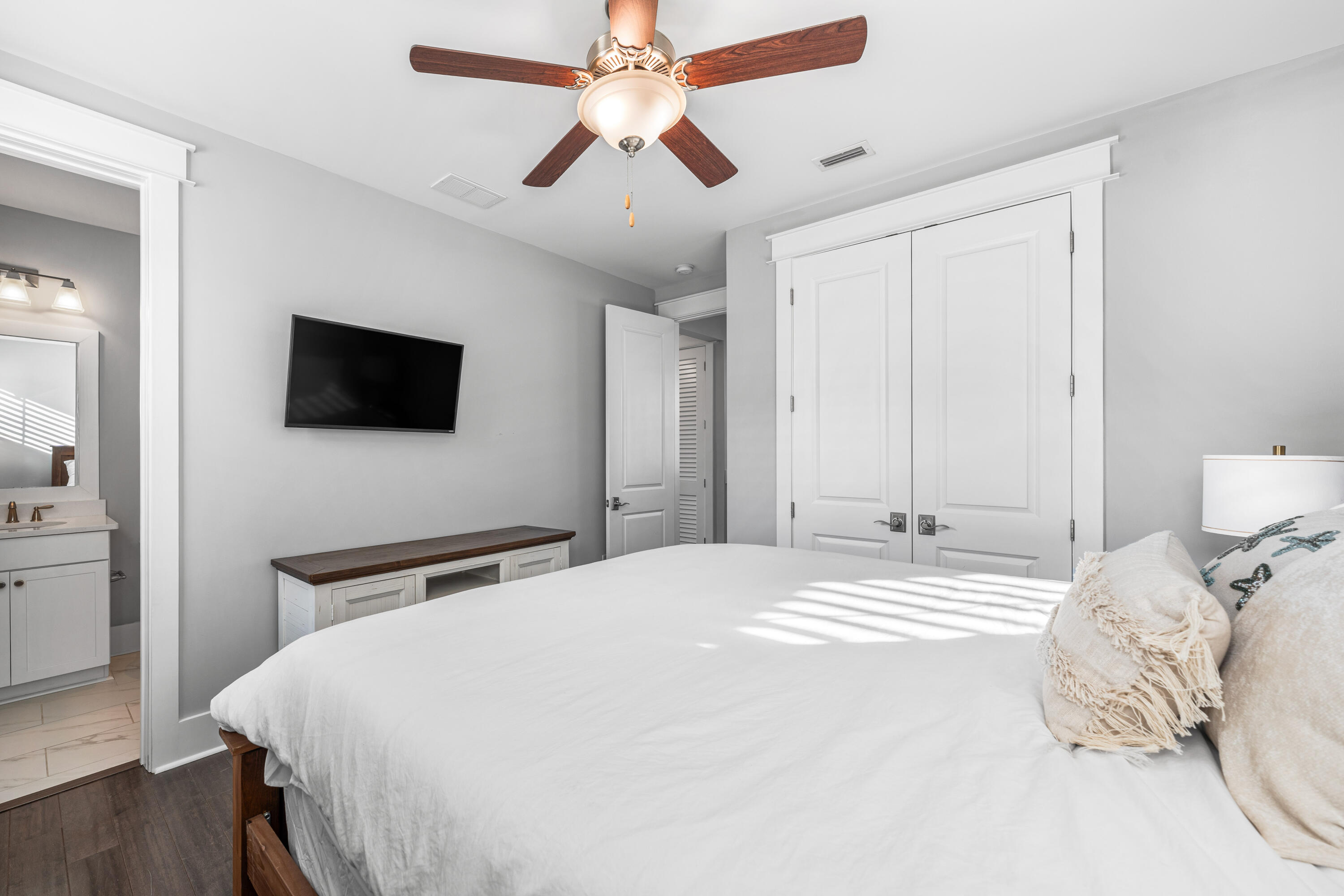 NATUREWALK AT SEAGROVE - Residential