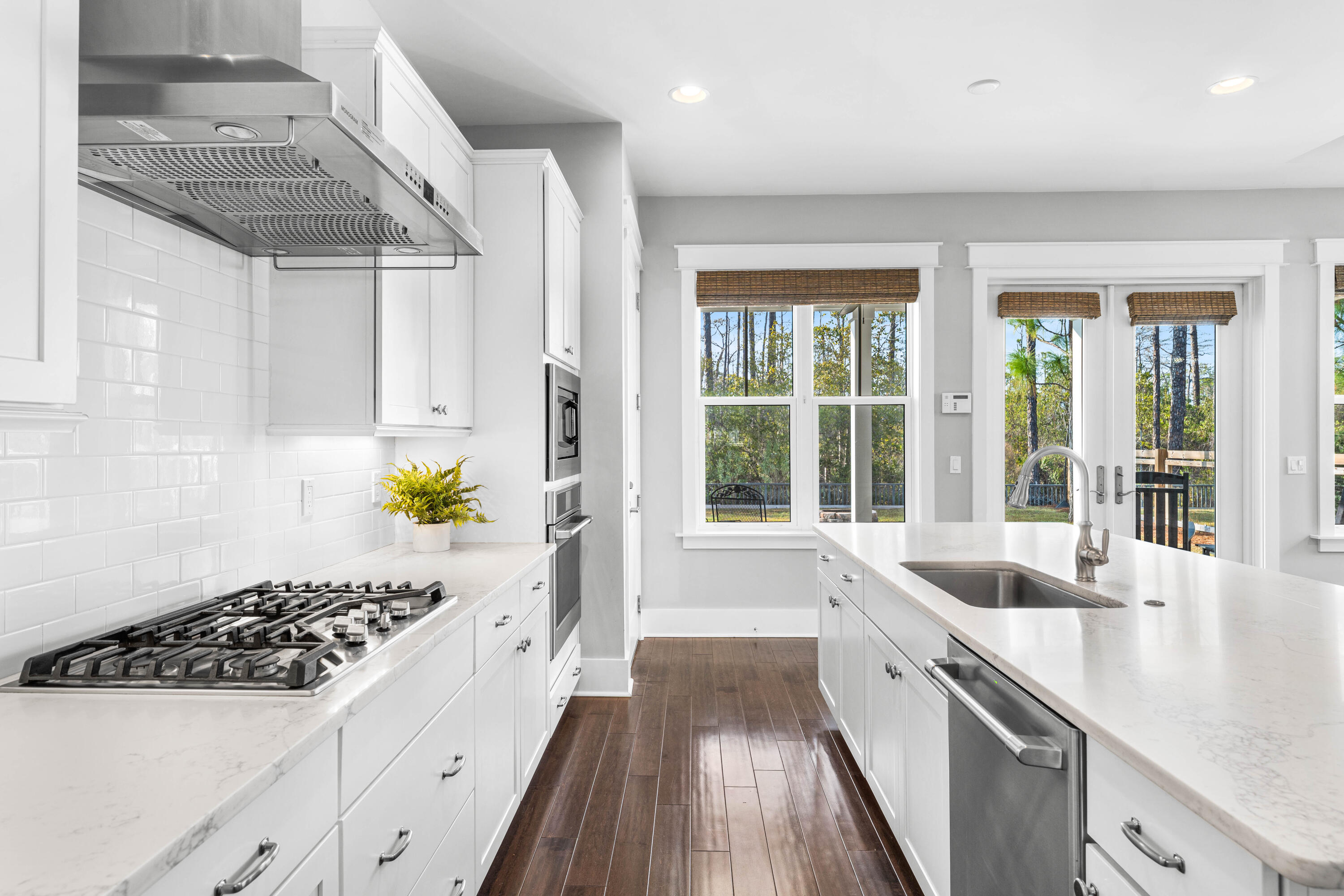 NATUREWALK AT SEAGROVE - Residential