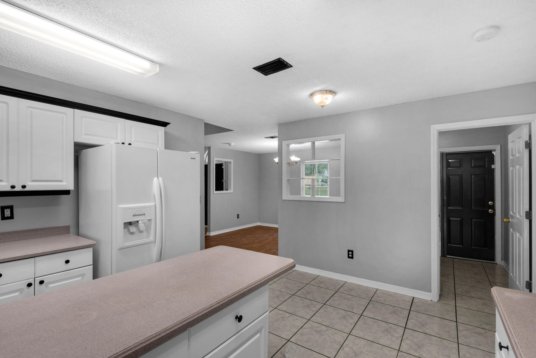 COUNTRYVIEW ESTATES 4TH ADDN PH 4 - Residential Lease