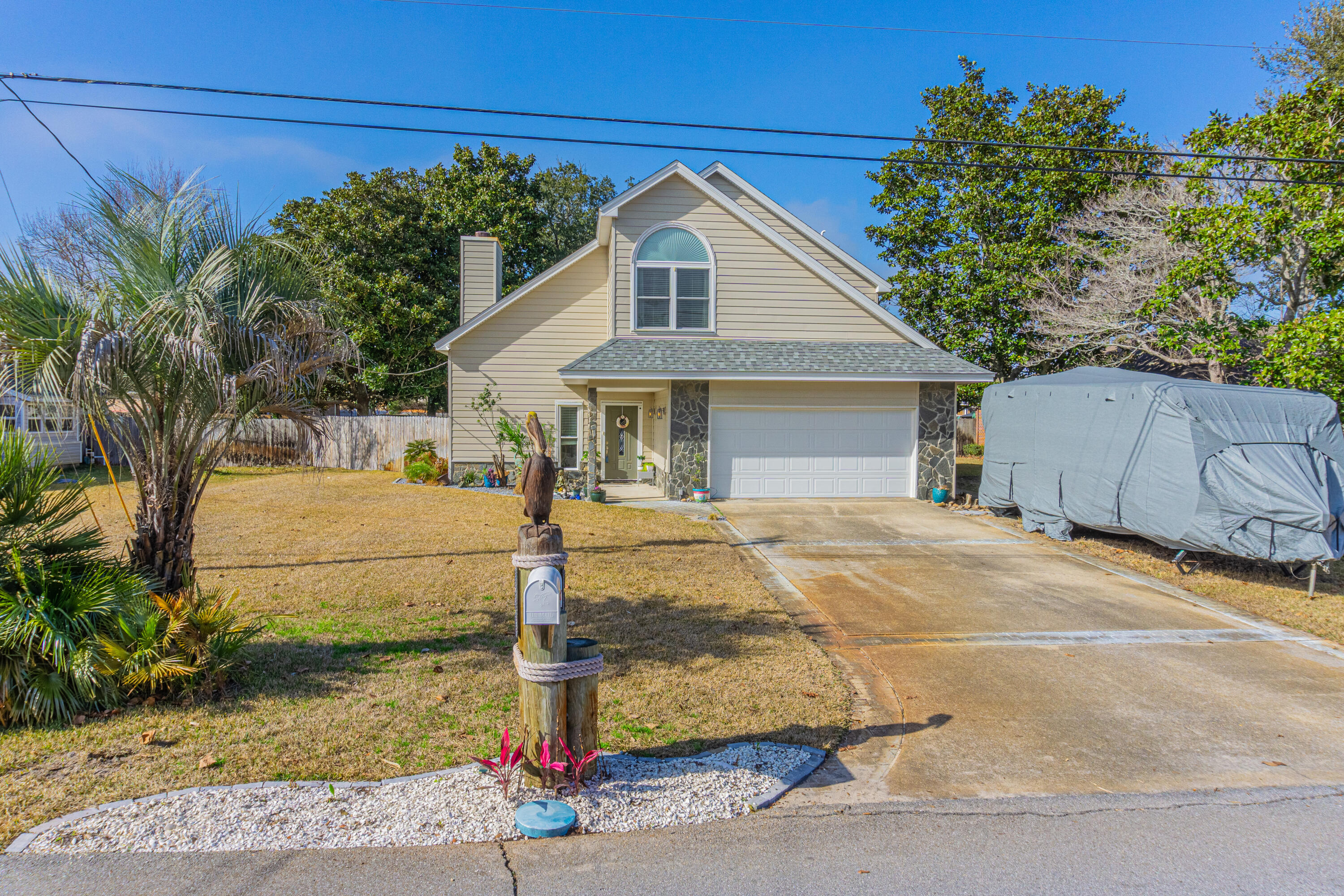 EMERALD POINTE PLAT 1 - Residential