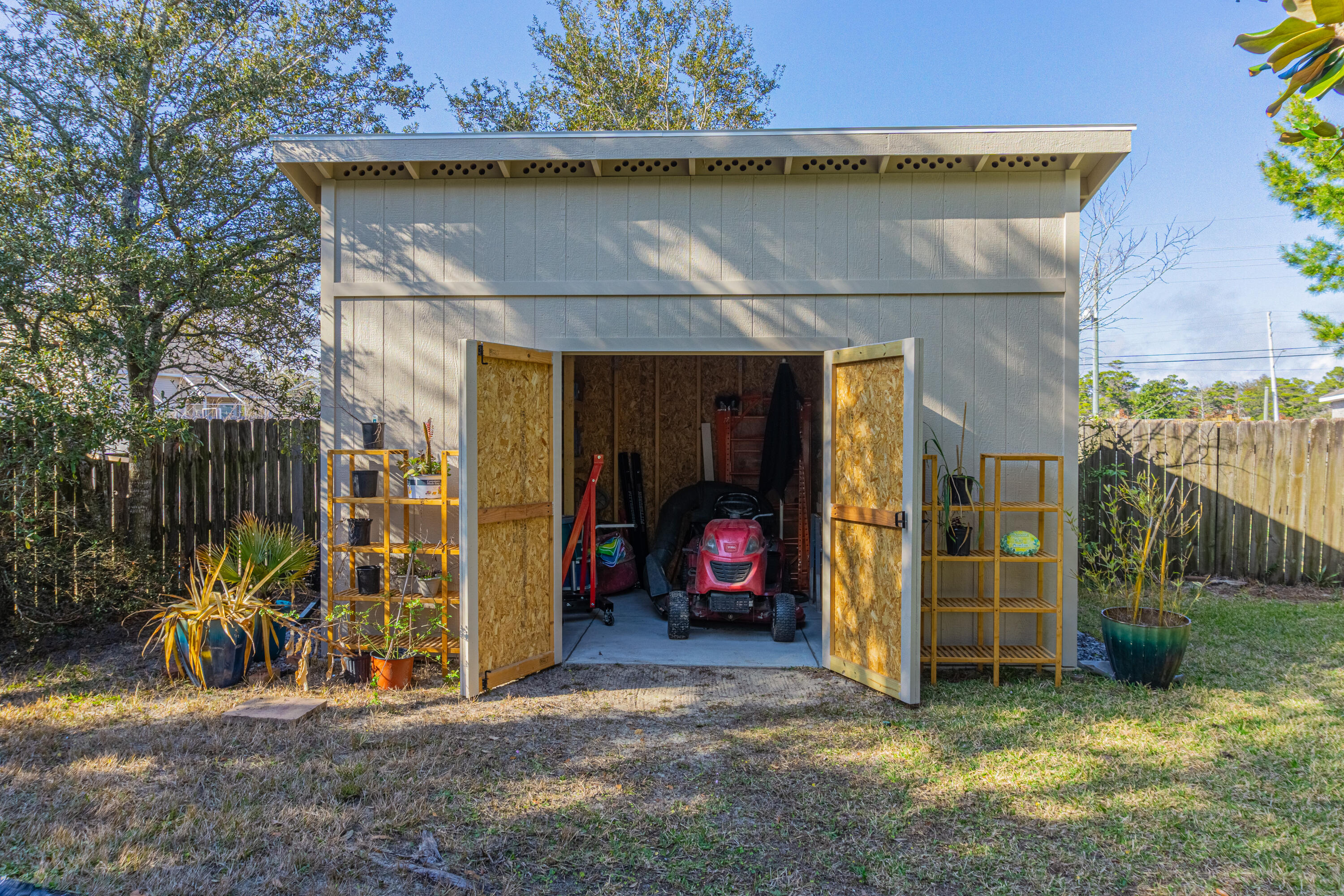 EMERALD POINTE PLAT 1 - Residential