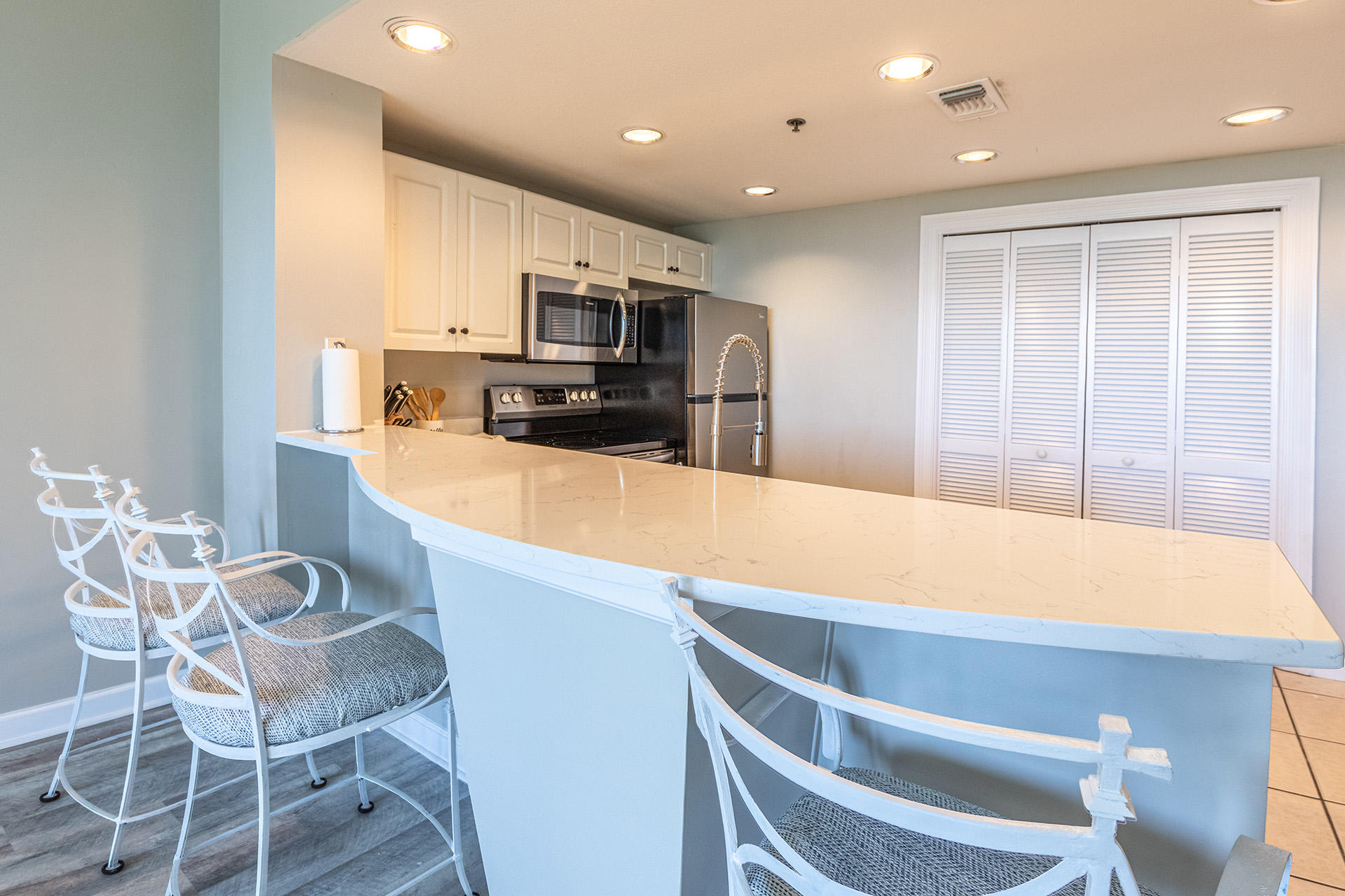 STERLING SHORES - Residential