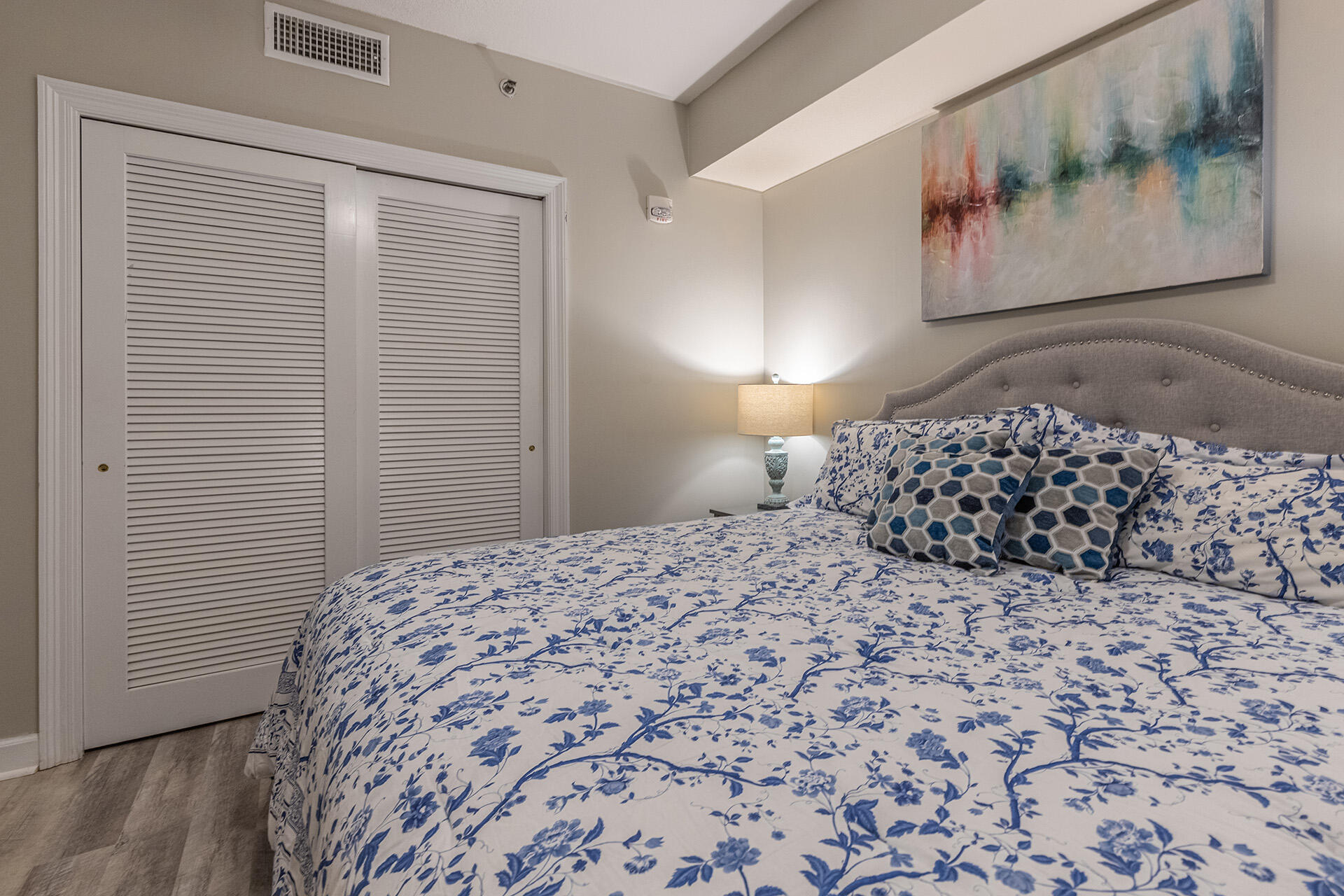 STERLING SHORES - Residential