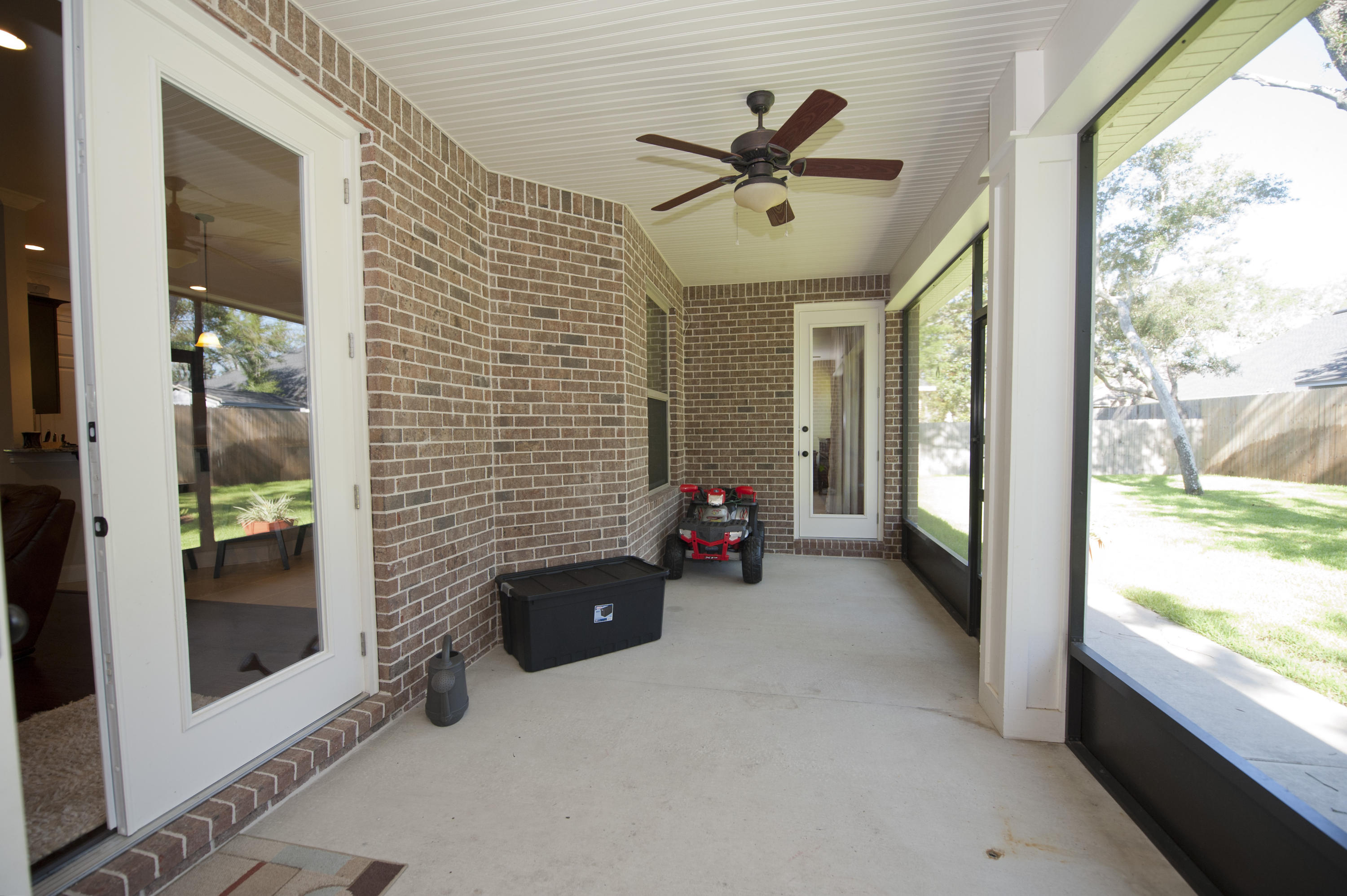 MAGNOLIA WOODS - Residential