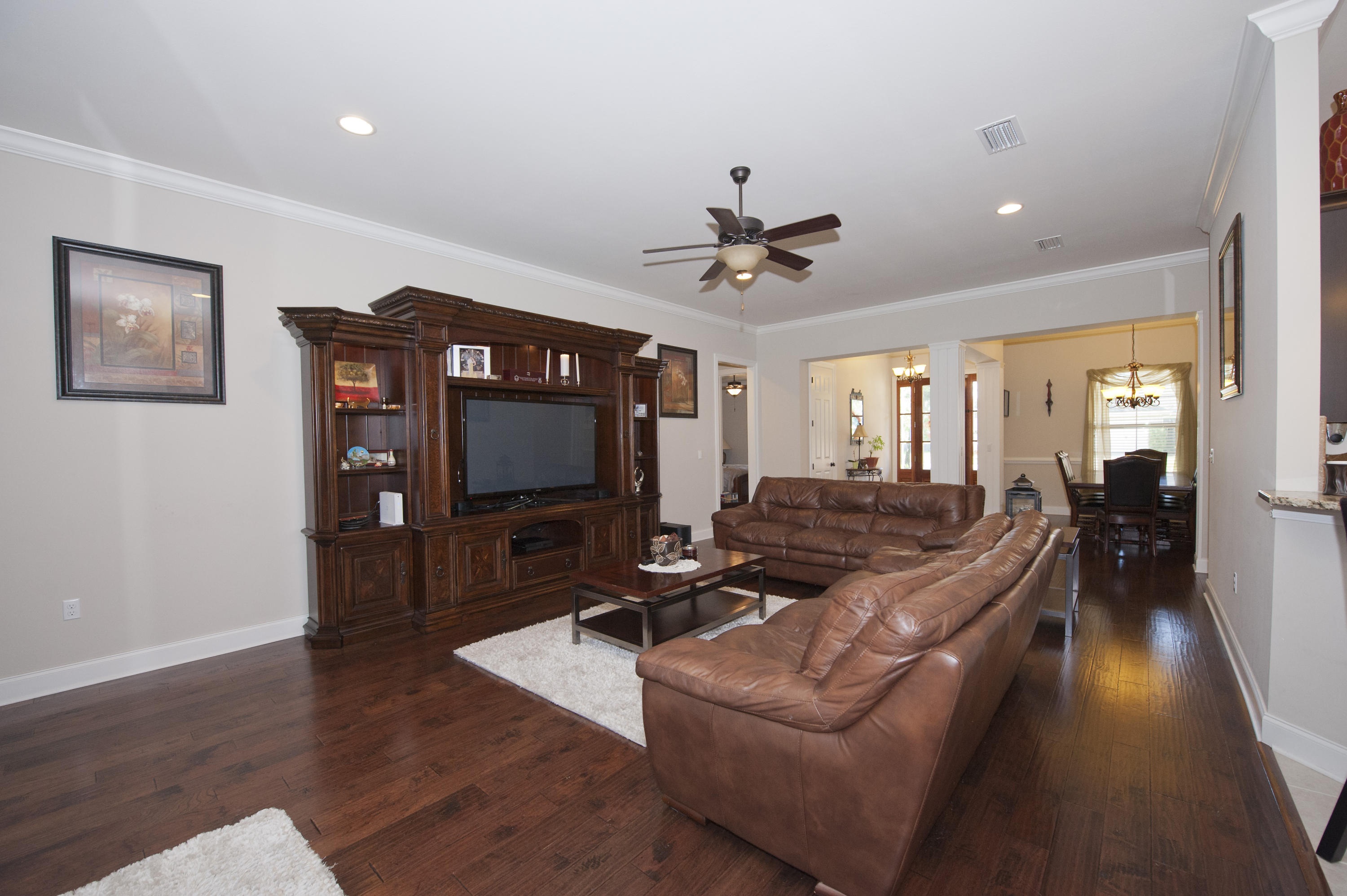 MAGNOLIA WOODS - Residential