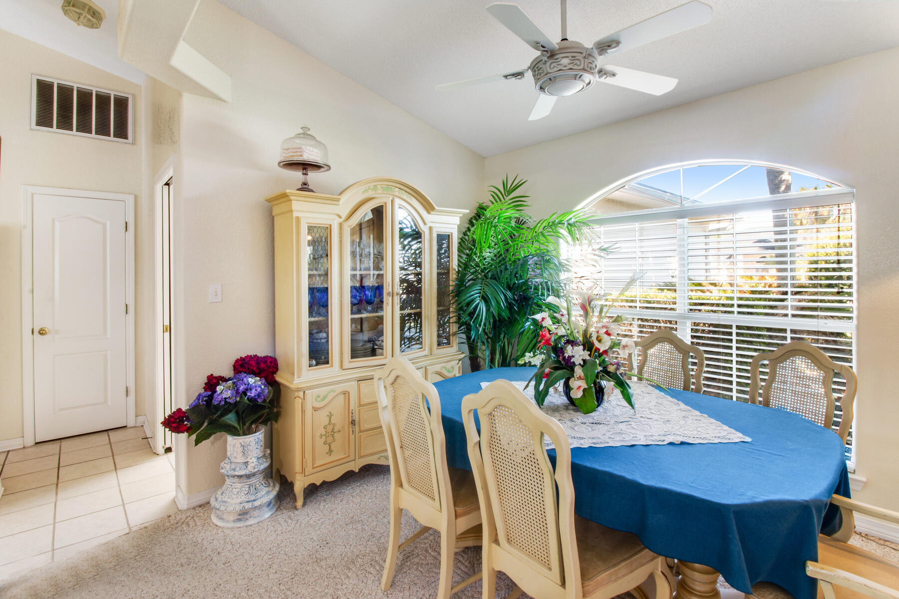 CHANDELLE - Residential