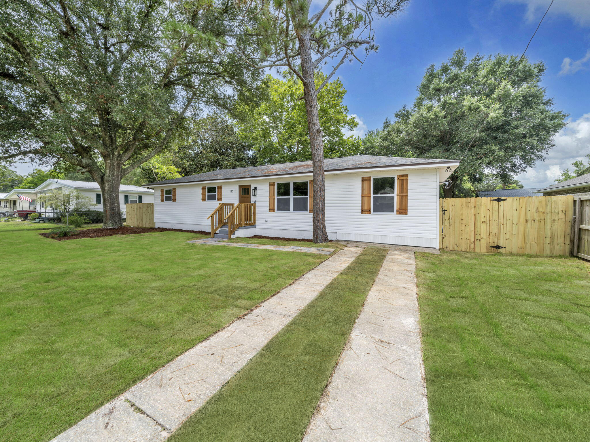 BEL-AIR S/D LOT 29 BLK 1 - Residential