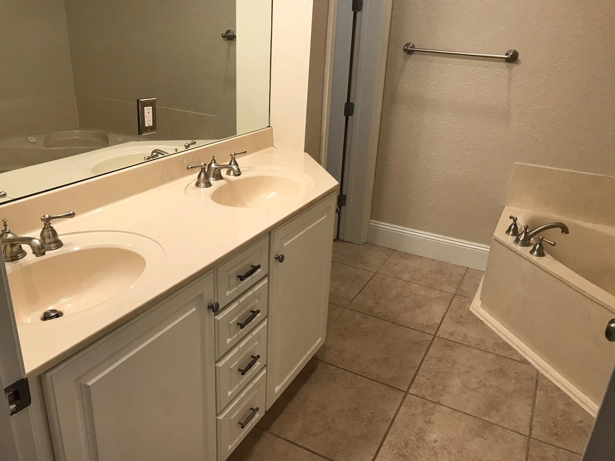 CALUSA BAY S/D - Residential