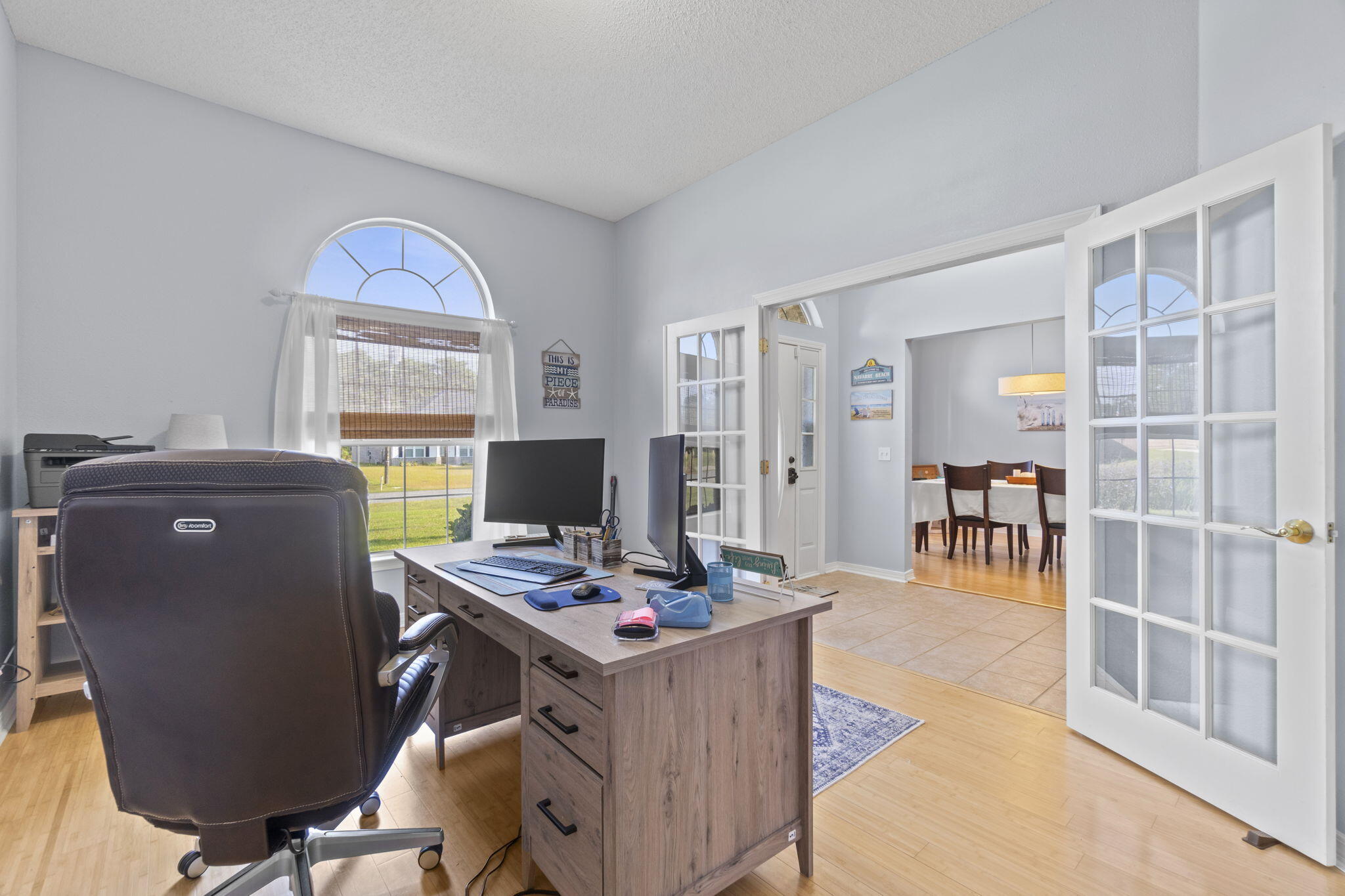HOLLEY BY THE SEA - Residential
