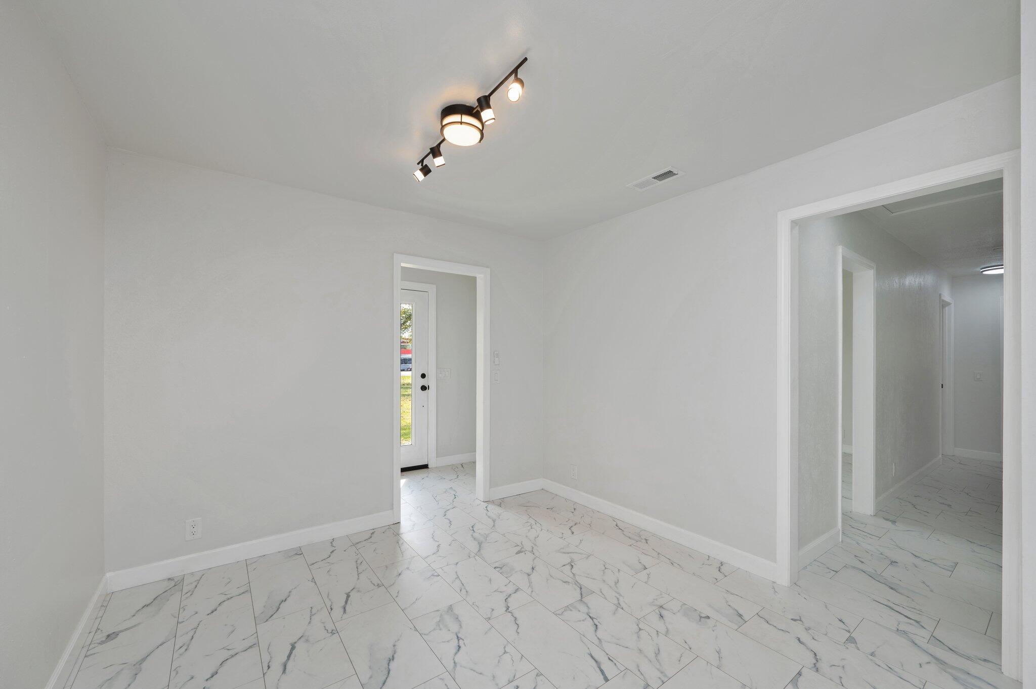 PAXTON HEIGHTS - Residential