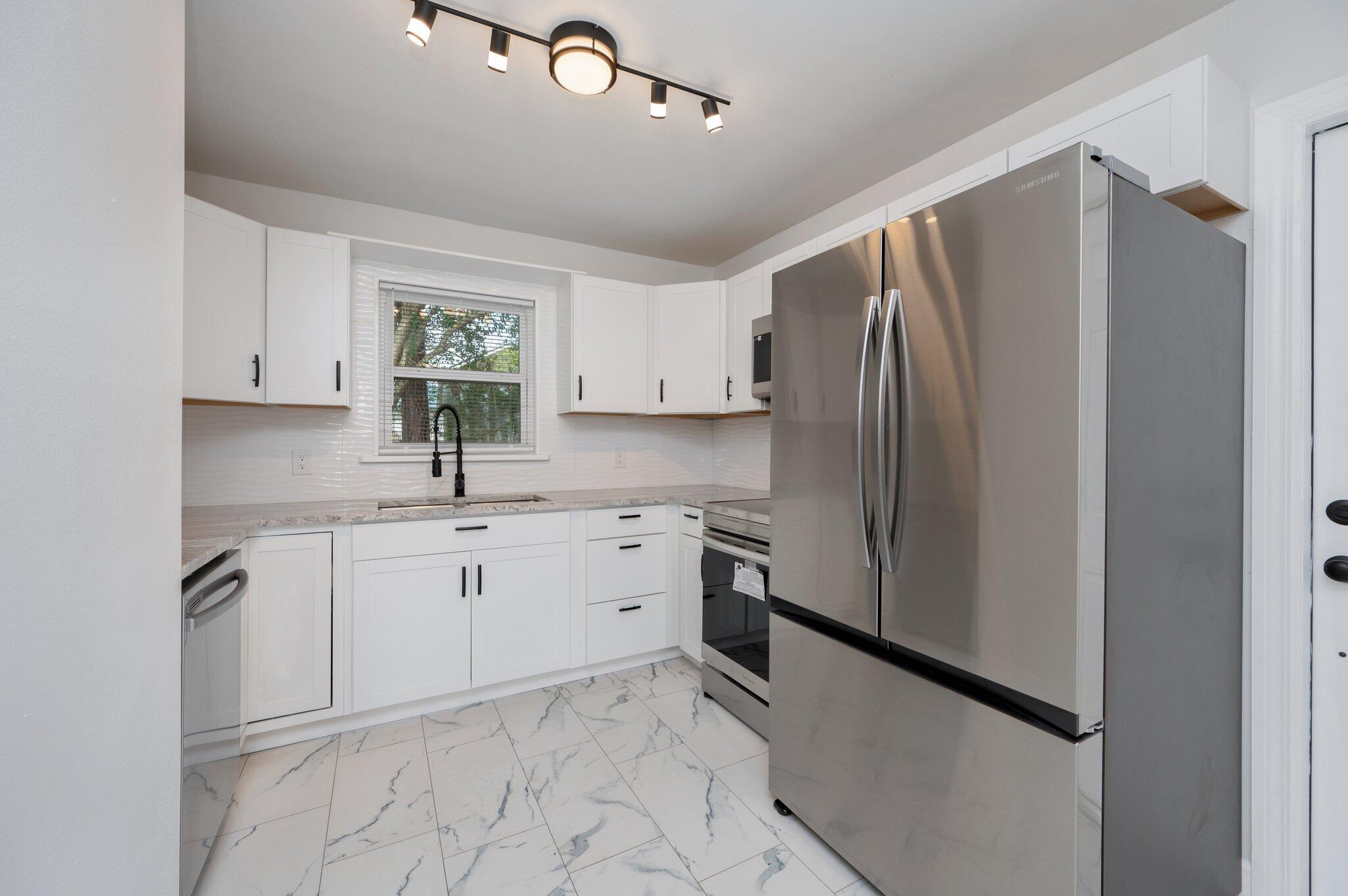 PAXTON HEIGHTS - Residential