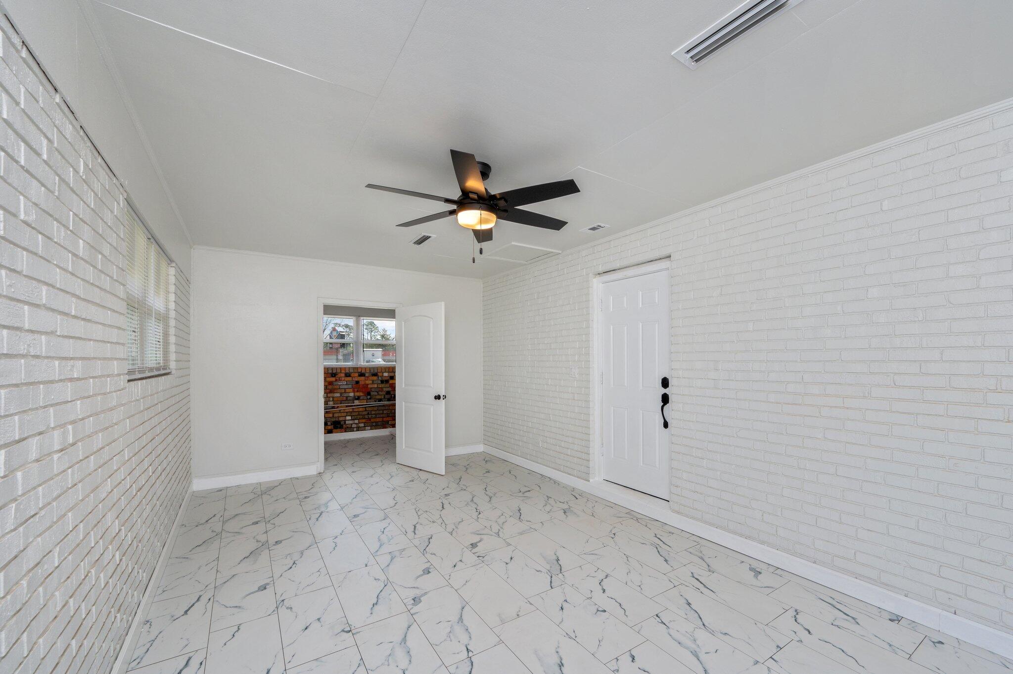 PAXTON HEIGHTS - Residential