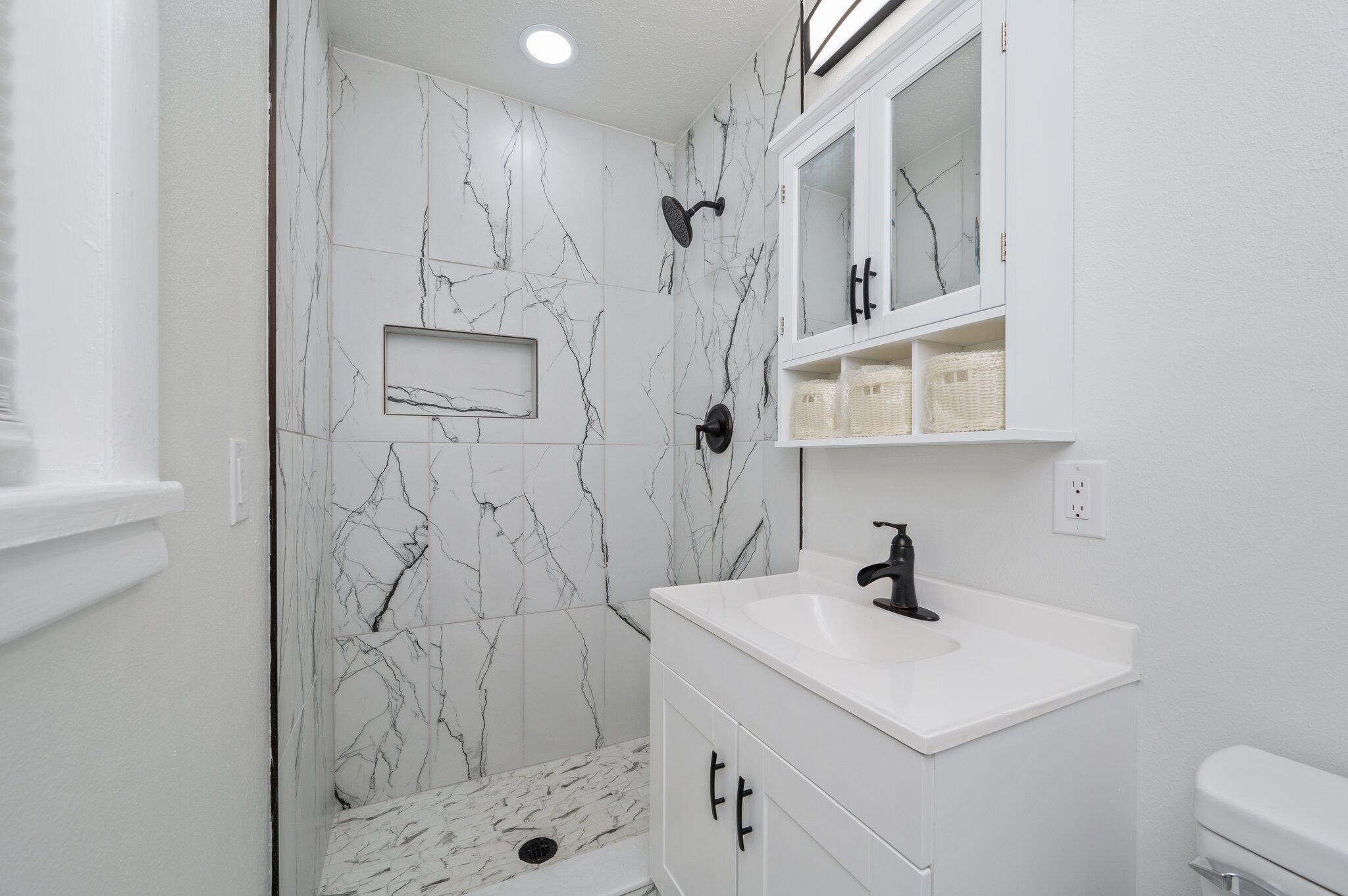 PAXTON HEIGHTS - Residential
