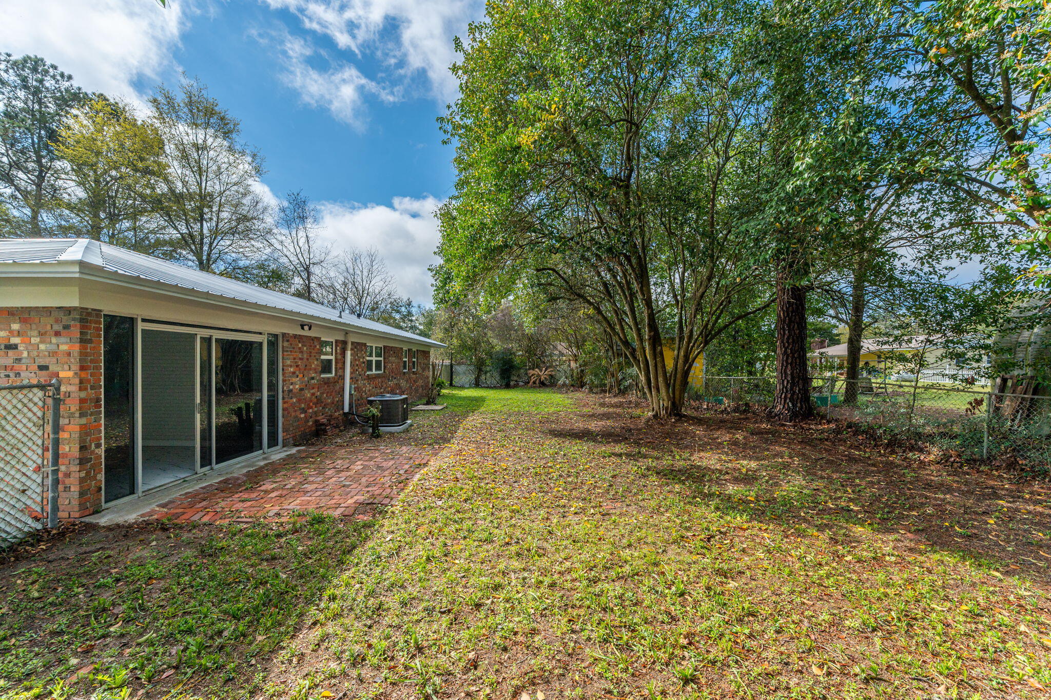 PAXTON HEIGHTS - Residential