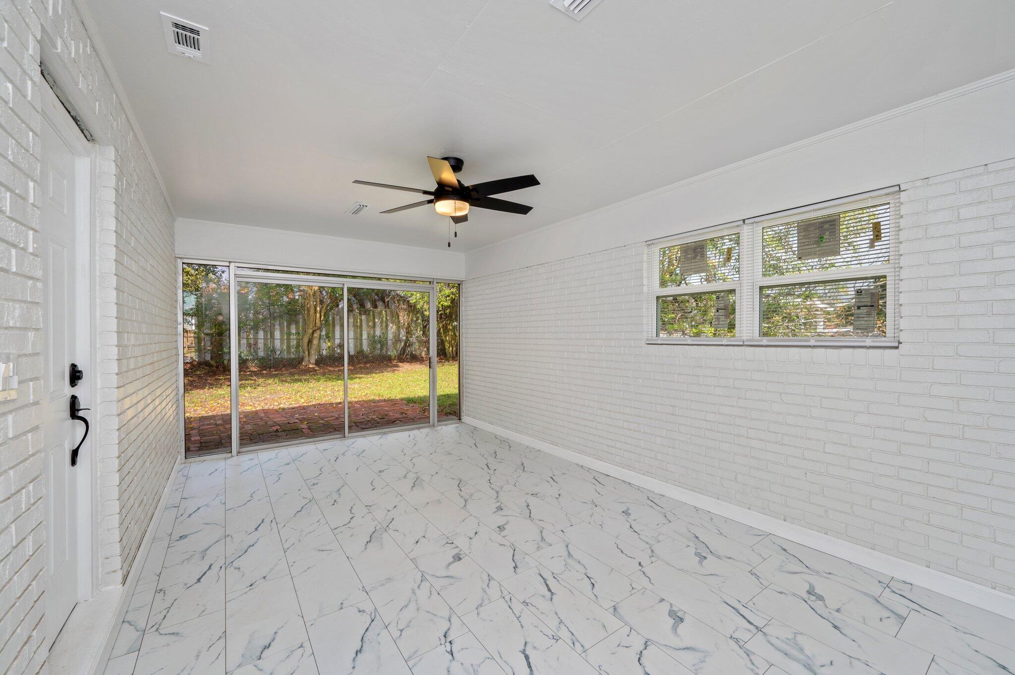 PAXTON HEIGHTS - Residential