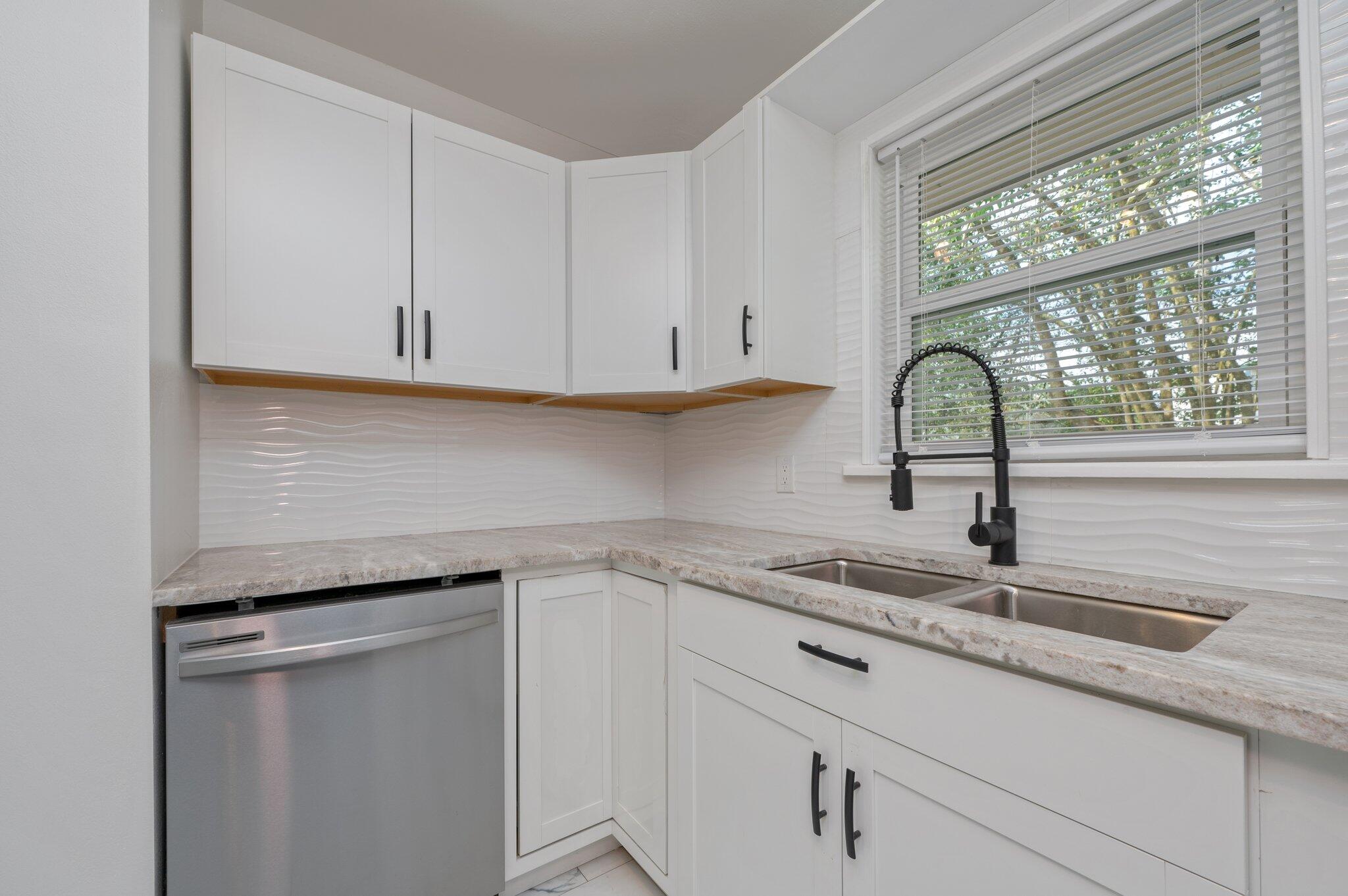 PAXTON HEIGHTS - Residential