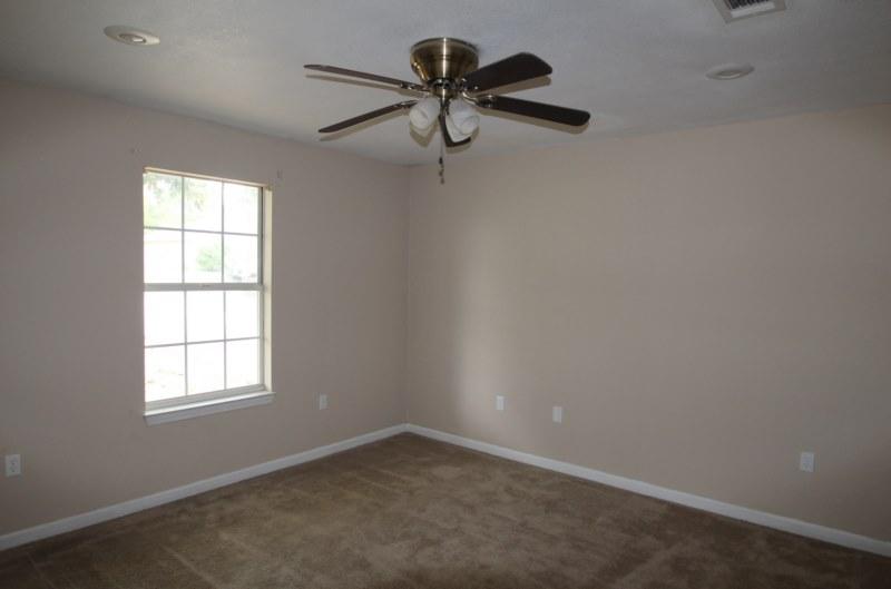 OAKRIDGE - Residential