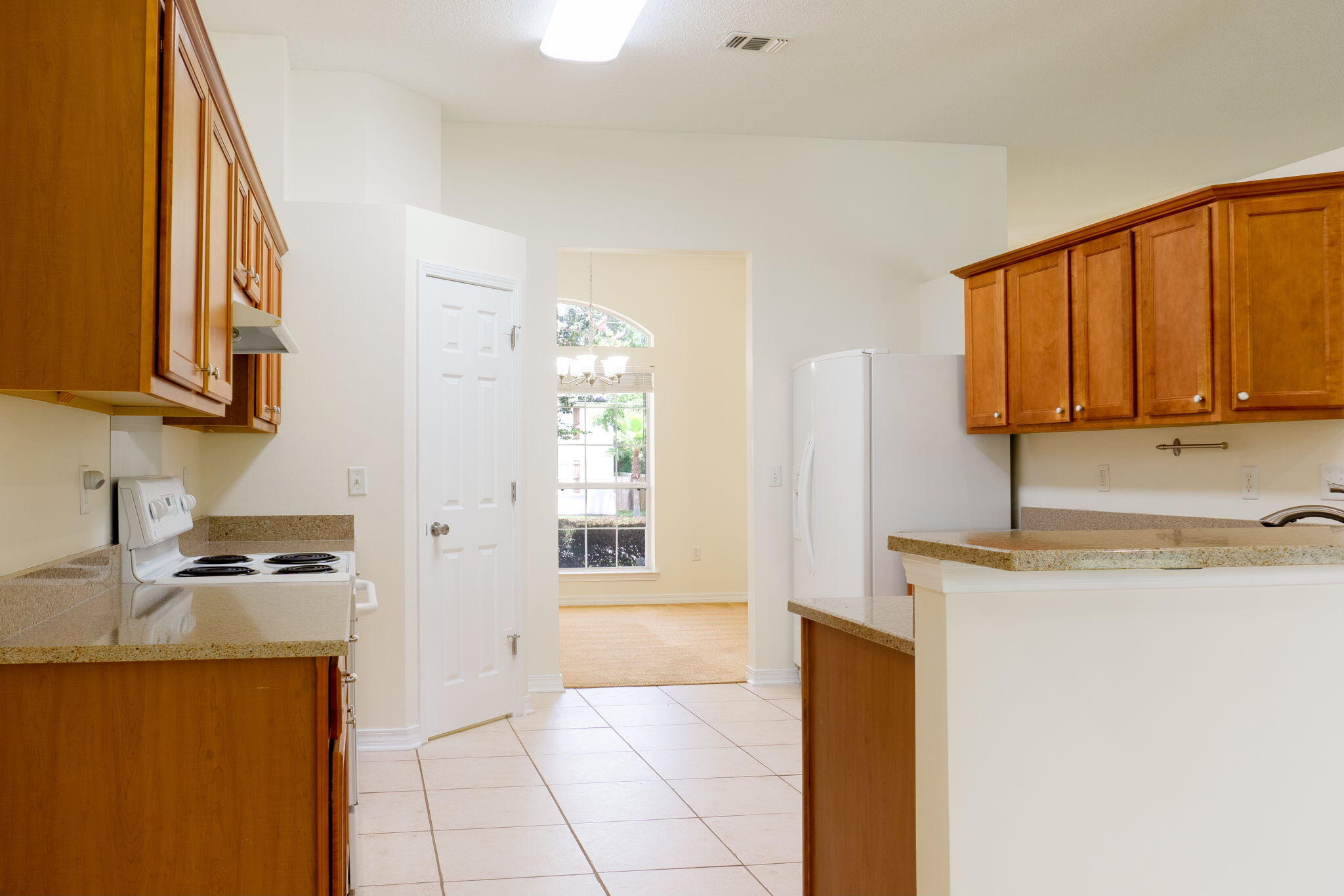 HOLLEY BY THE SEA - Residential