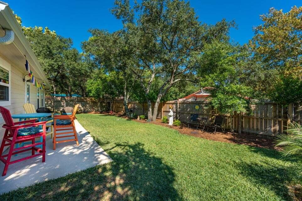 CRESCENT SHORES - Residential