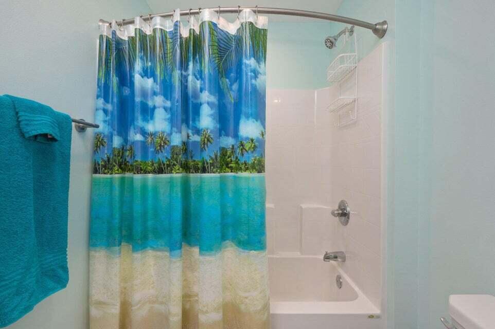 CRESCENT SHORES - Residential