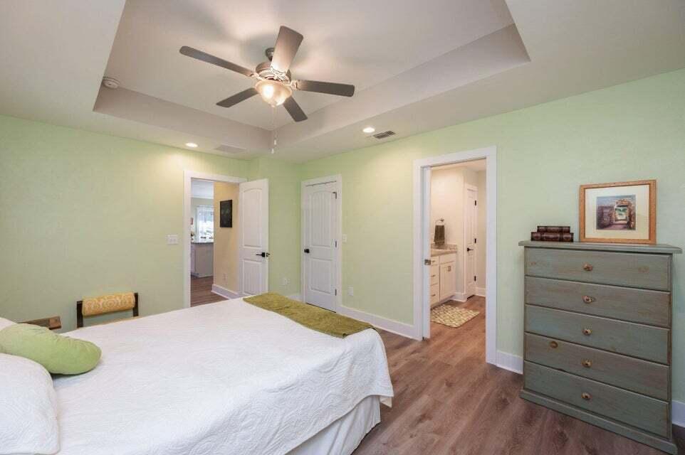 CRESCENT SHORES - Residential