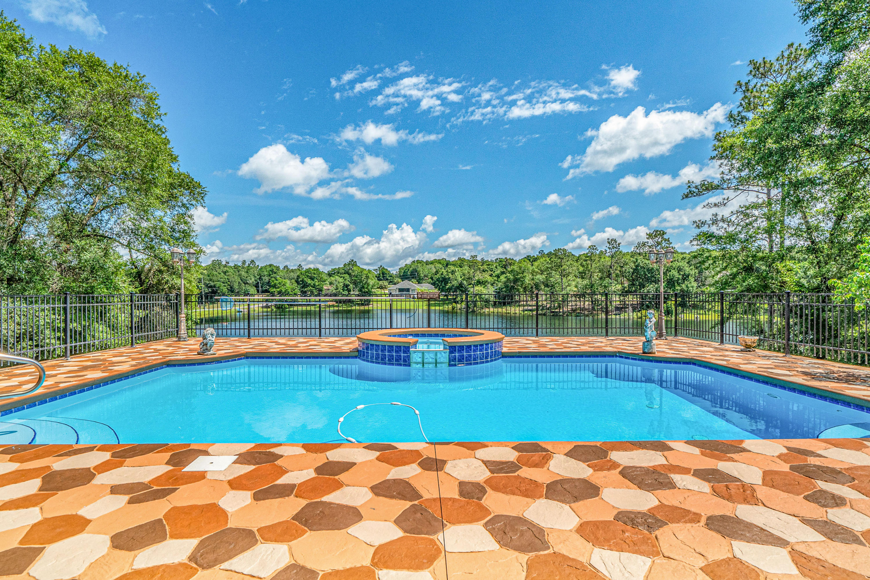 INDIAN TRAIL S/D - Residential