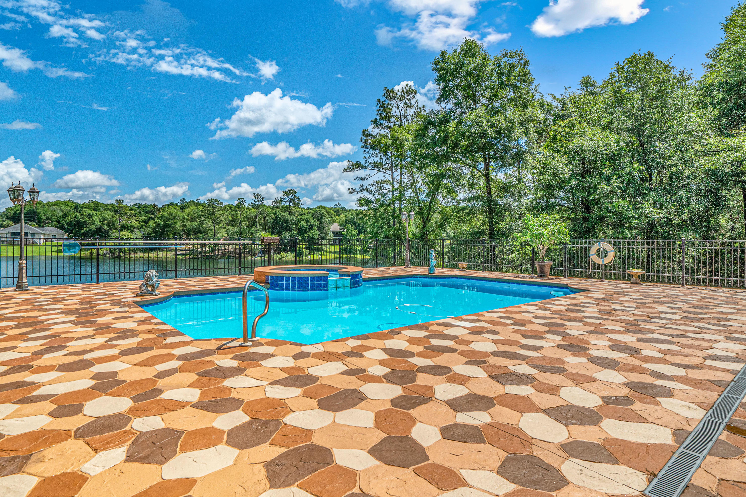 INDIAN TRAIL S/D - Residential