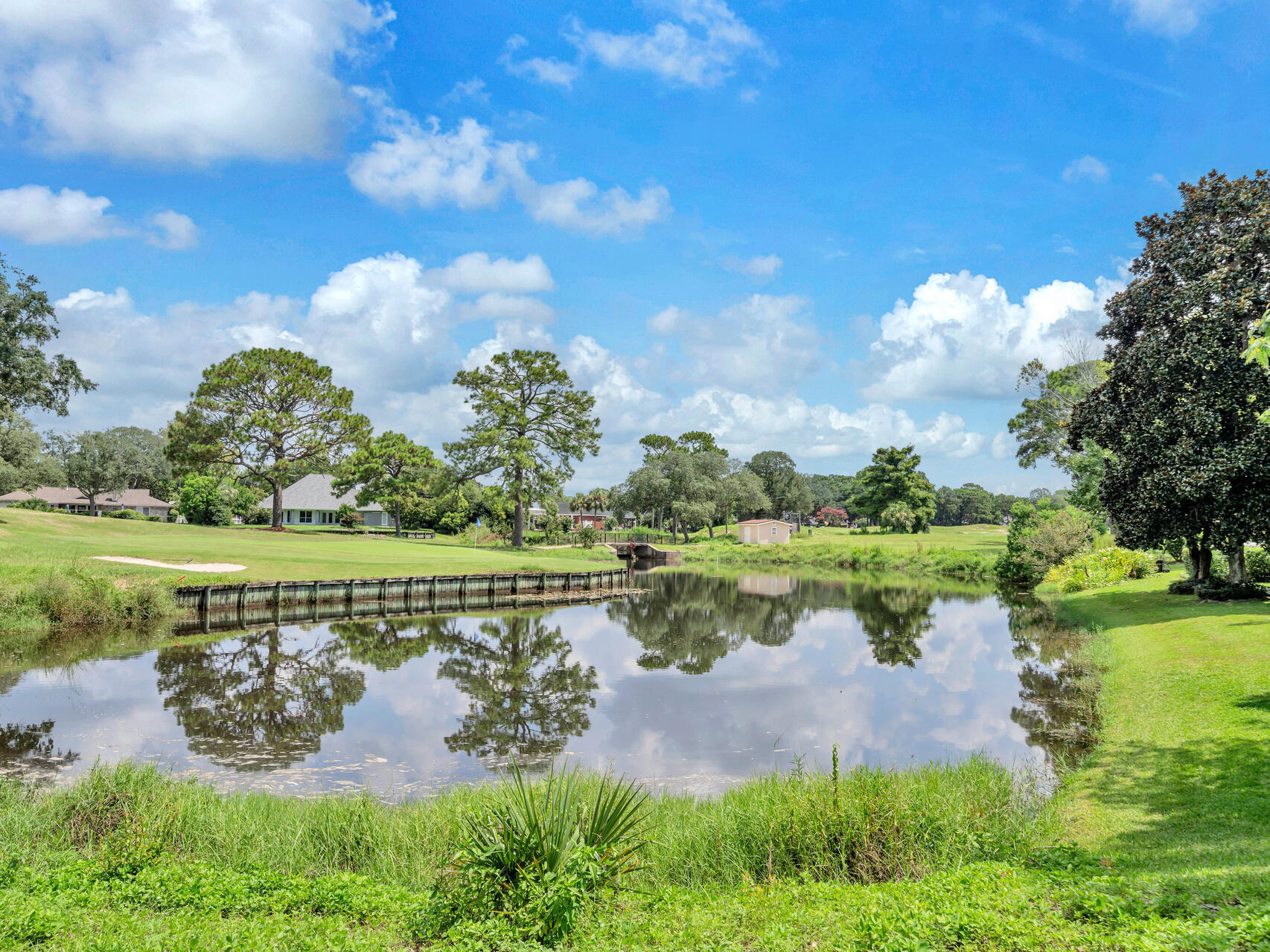 LAKE LORRAINE ESTLINKS AT SHALIMAR POINTE LOT 6 - Residential