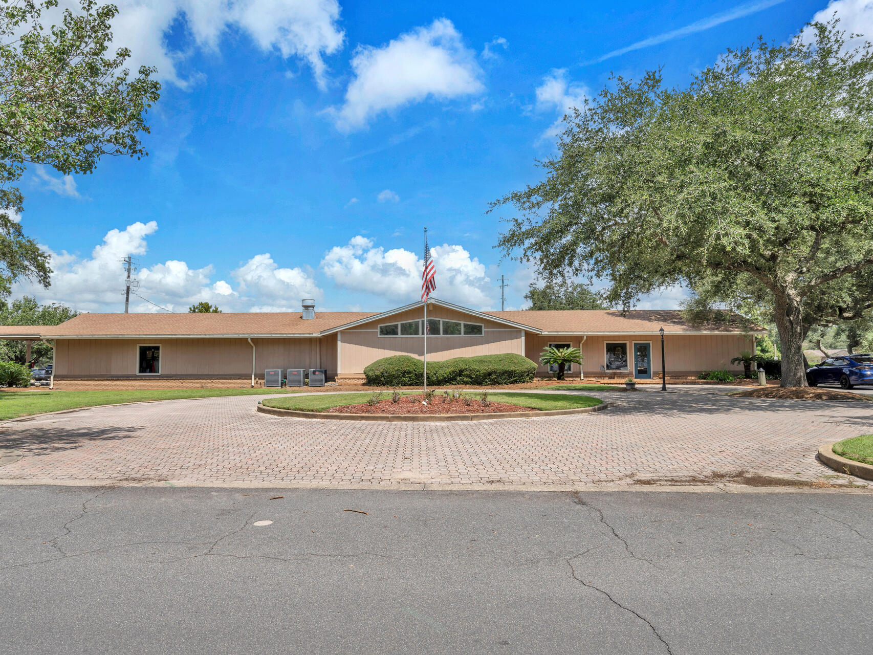LAKE LORRAINE ESTLINKS AT SHALIMAR POINTE LOT 6 - Residential
