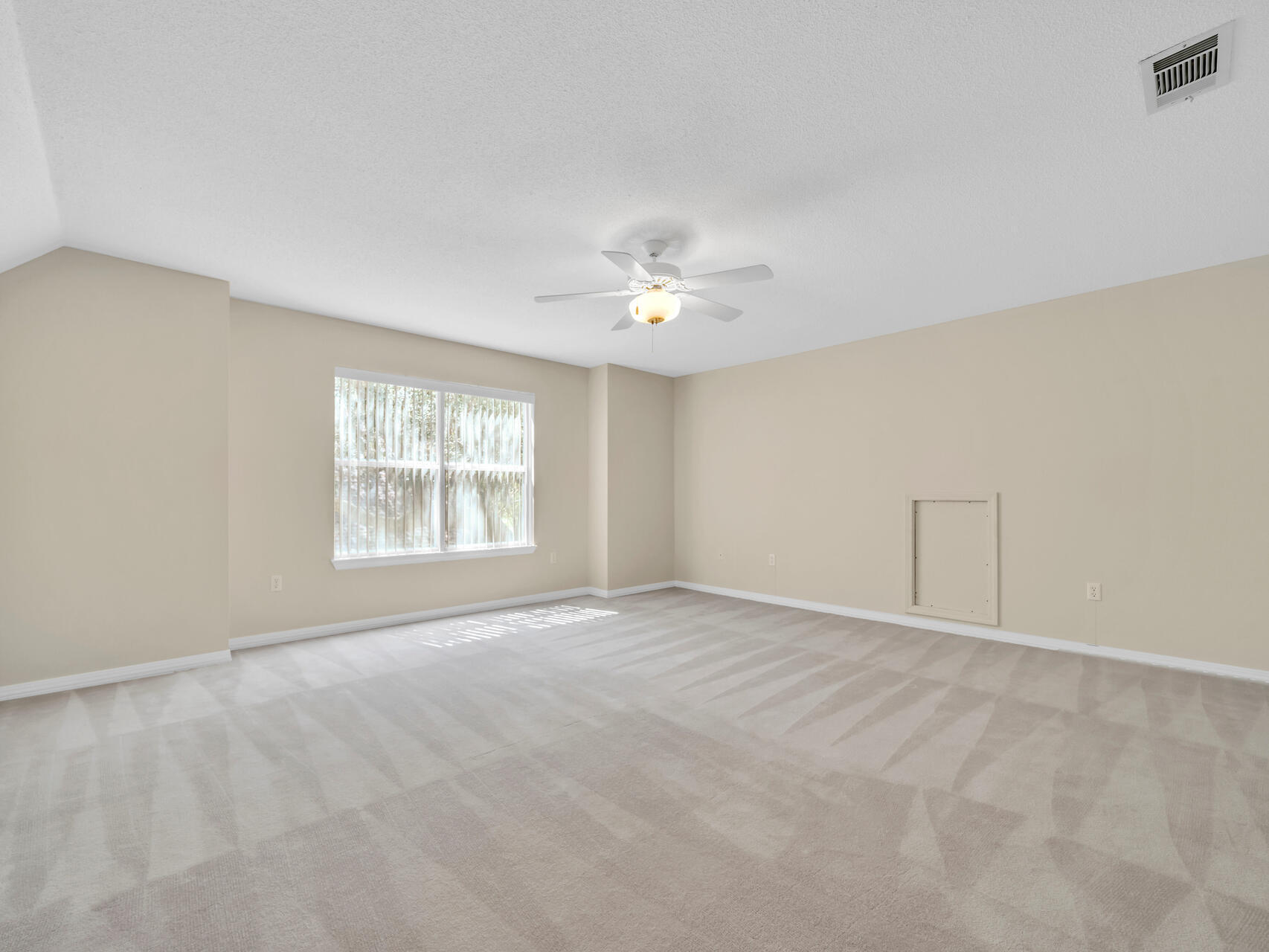 LAKE LORRAINE ESTLINKS AT SHALIMAR POINTE LOT 6 - Residential