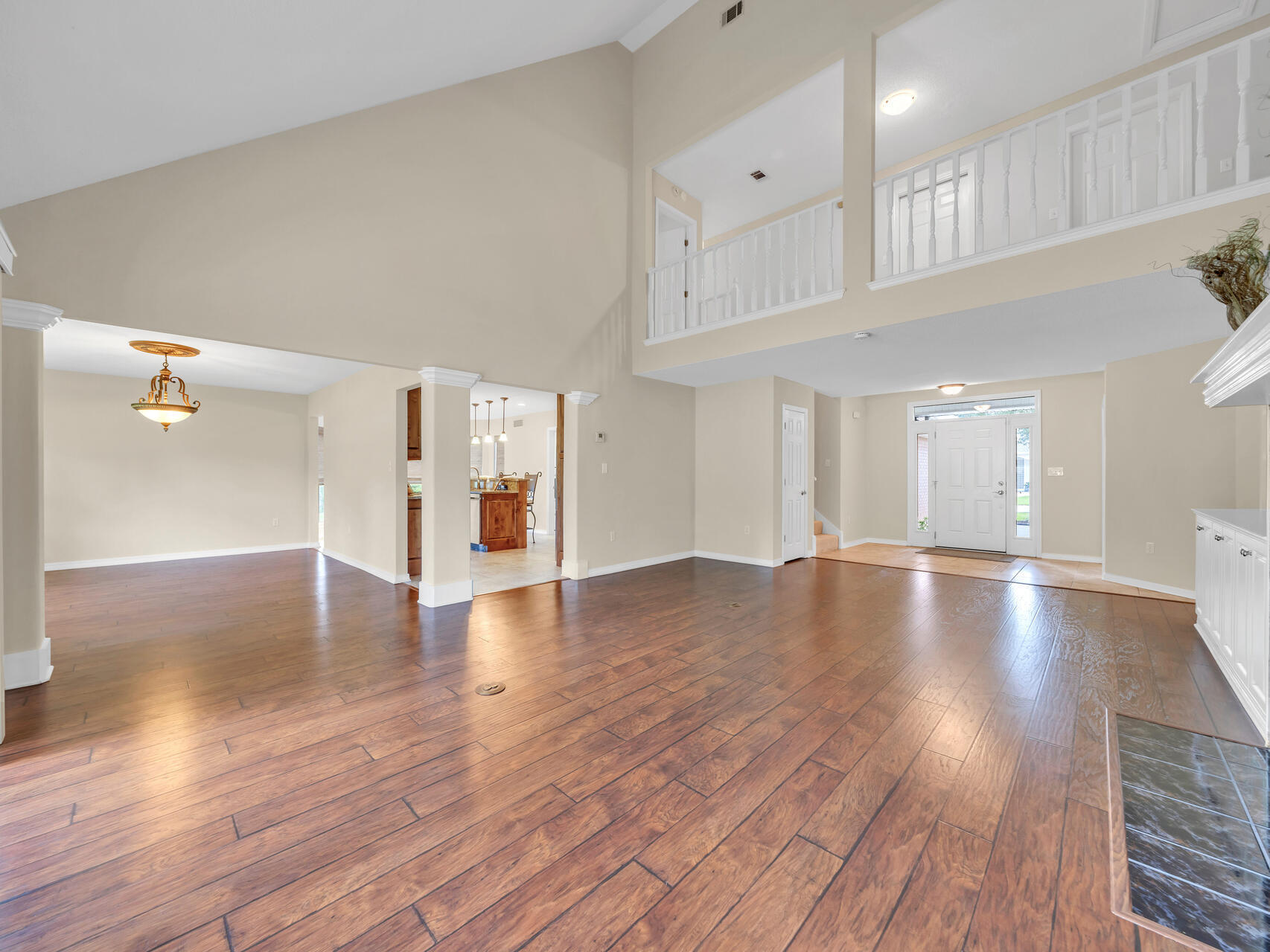 LAKE LORRAINE ESTLINKS AT SHALIMAR POINTE LOT 6 - Residential