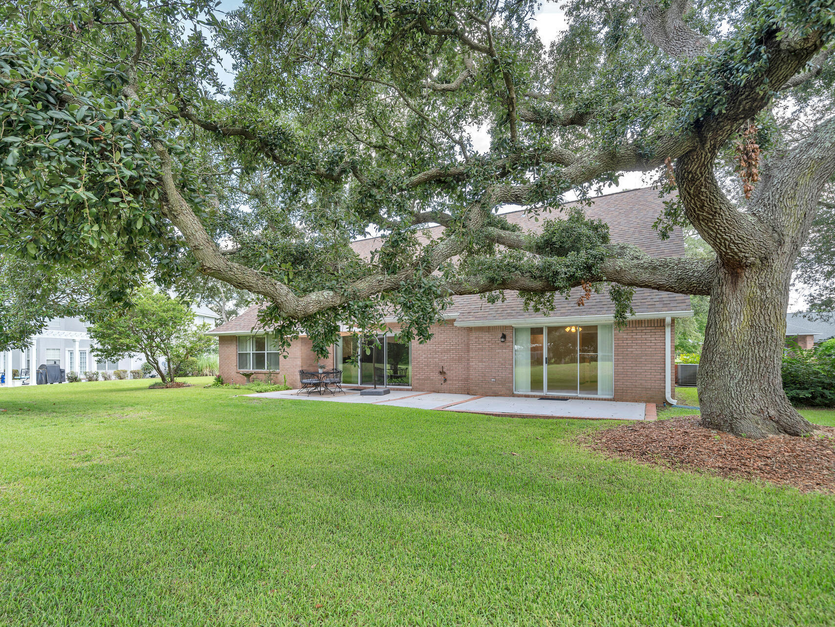 LAKE LORRAINE ESTLINKS AT SHALIMAR POINTE LOT 6 - Residential