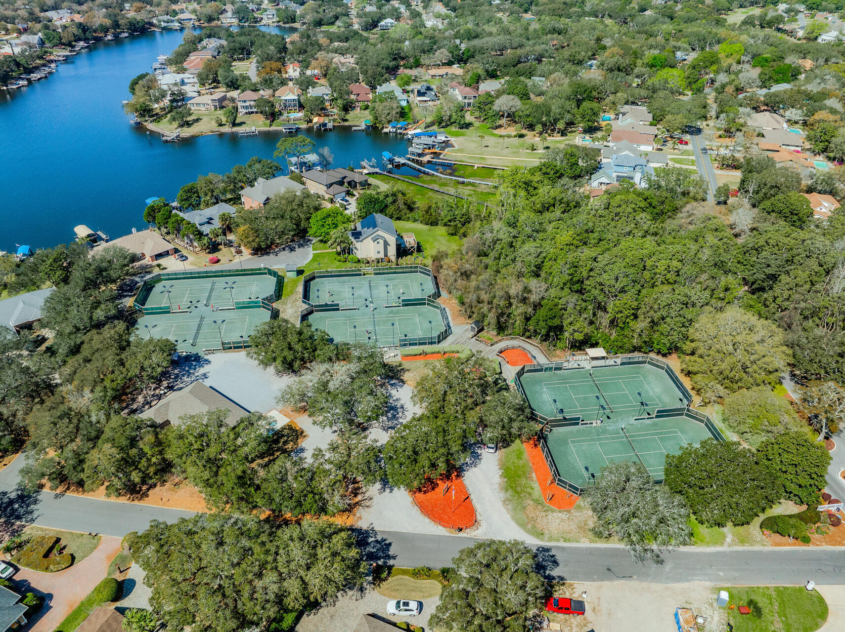 LAKE LORRAINE ESTLINKS AT SHALIMAR POINTE LOT 6 - Residential