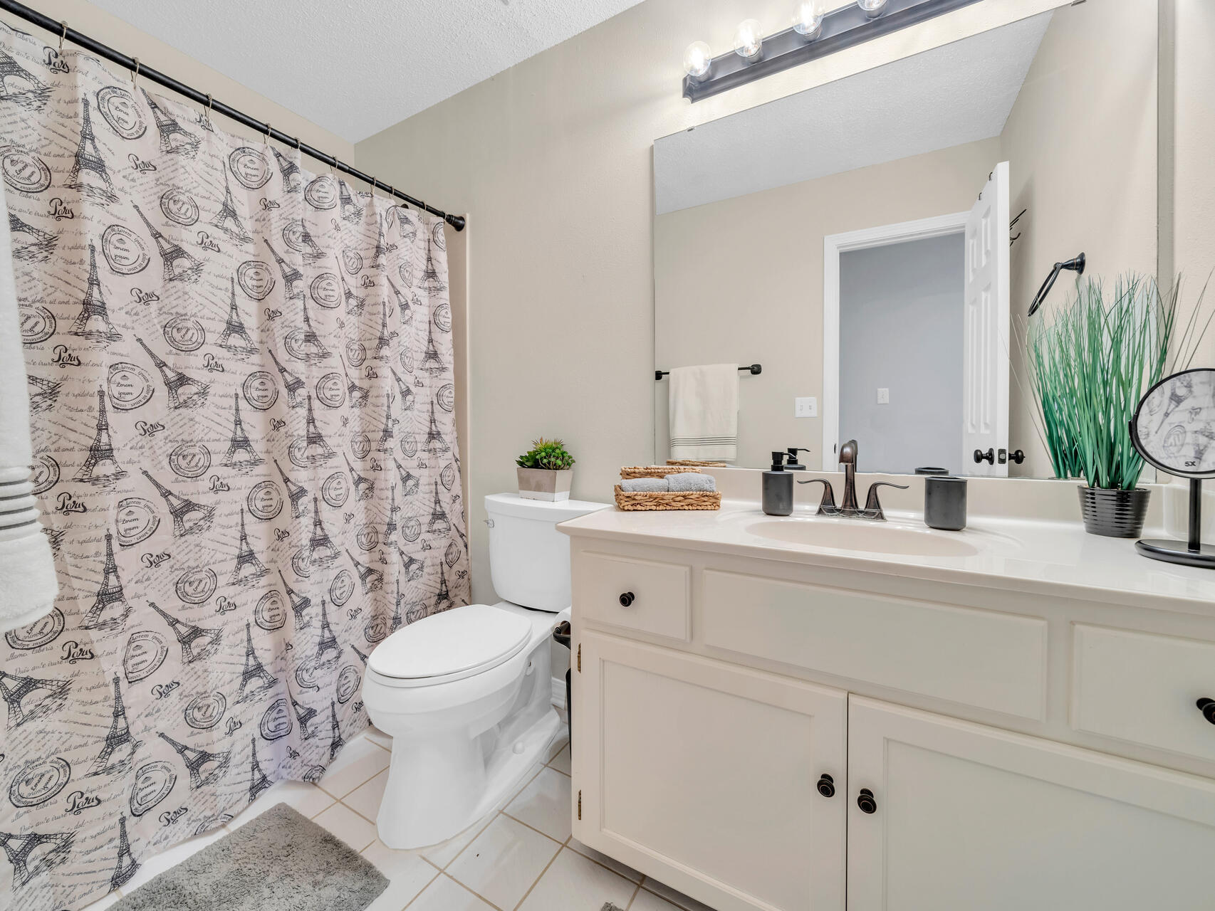 LAKE LORRAINE ESTLINKS AT SHALIMAR POINTE LOT 6 - Residential