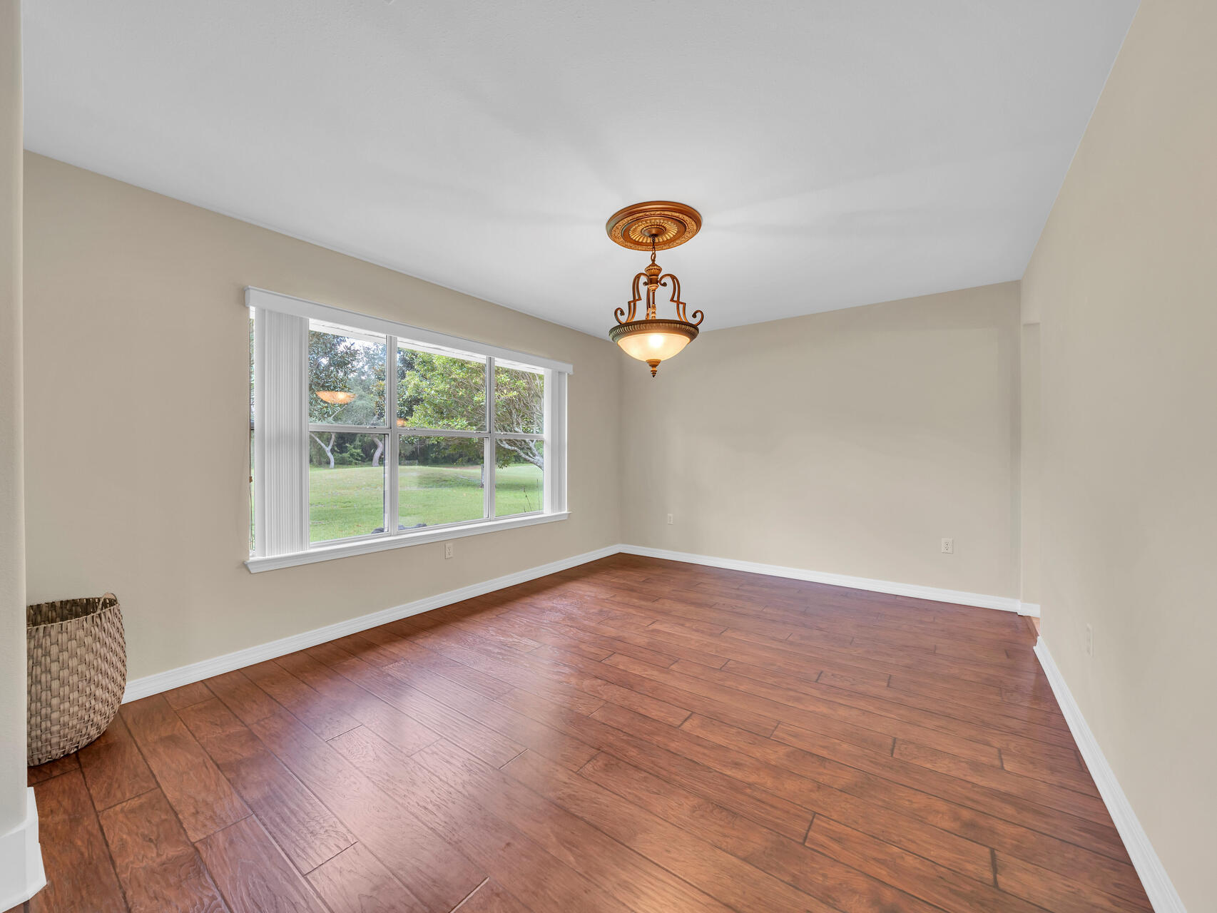 LAKE LORRAINE ESTLINKS AT SHALIMAR POINTE LOT 6 - Residential