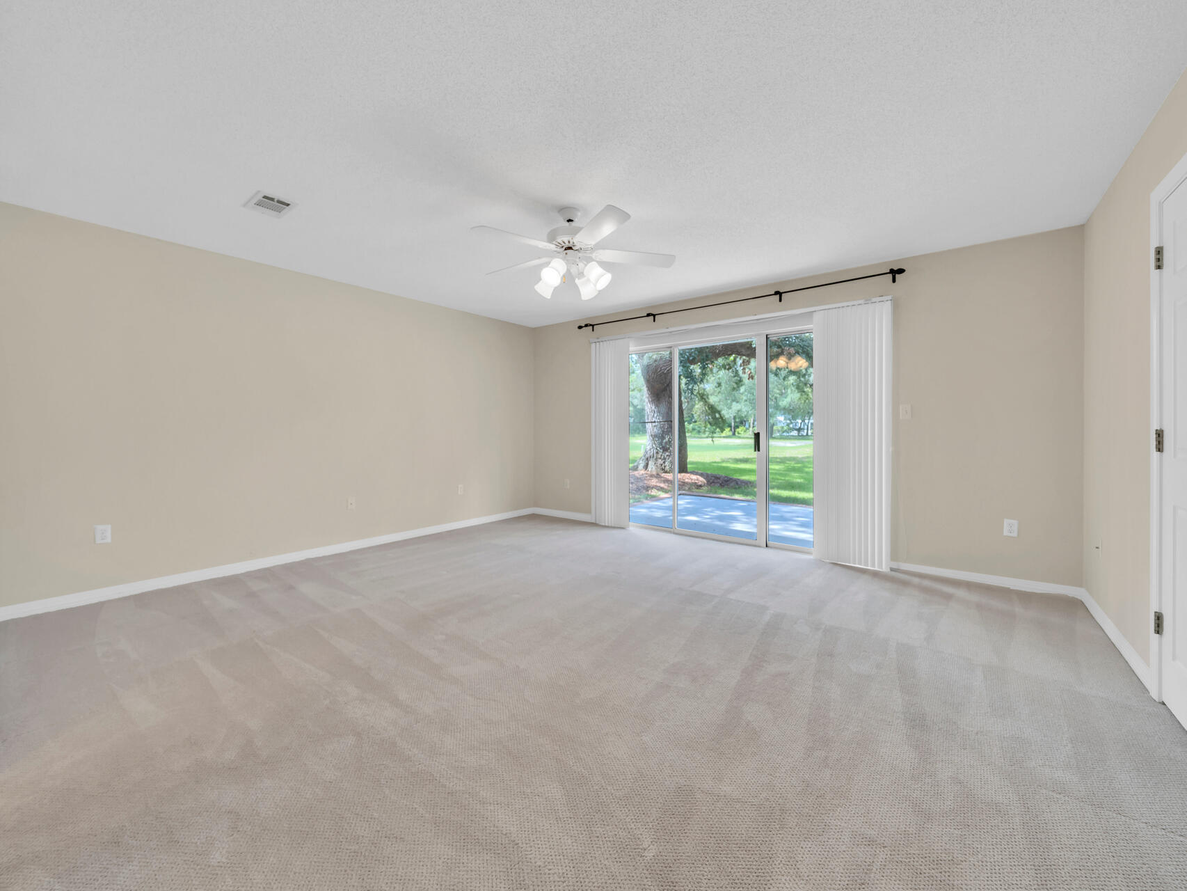 LAKE LORRAINE ESTLINKS AT SHALIMAR POINTE LOT 6 - Residential