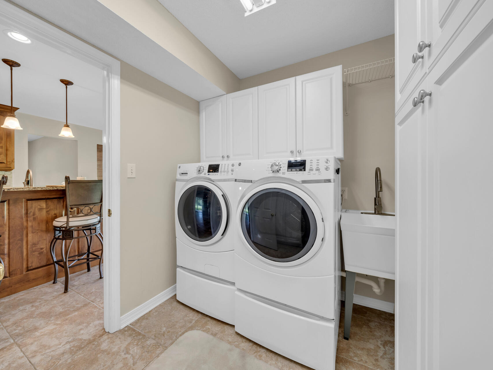 LAKE LORRAINE ESTLINKS AT SHALIMAR POINTE LOT 6 - Residential