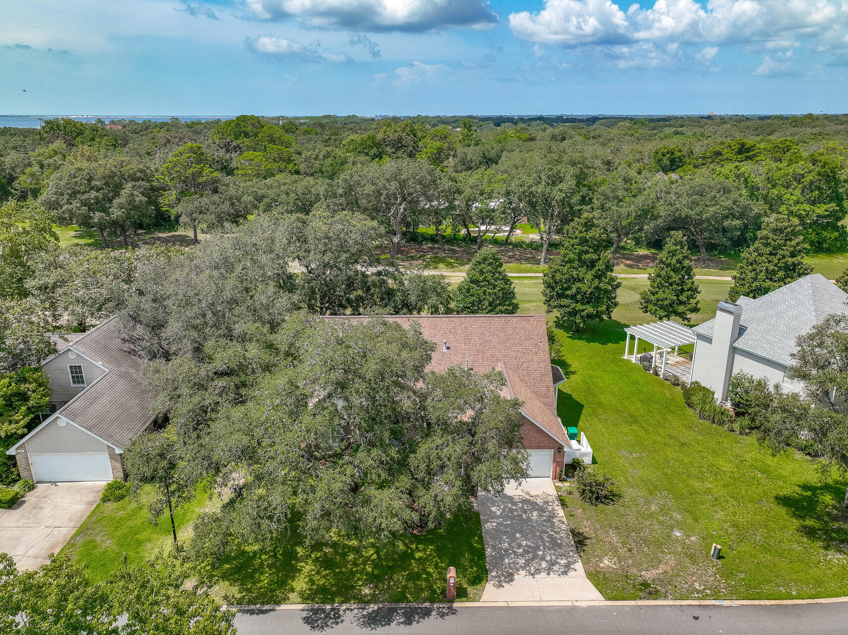 LAKE LORRAINE ESTLINKS AT SHALIMAR POINTE LOT 6 - Residential