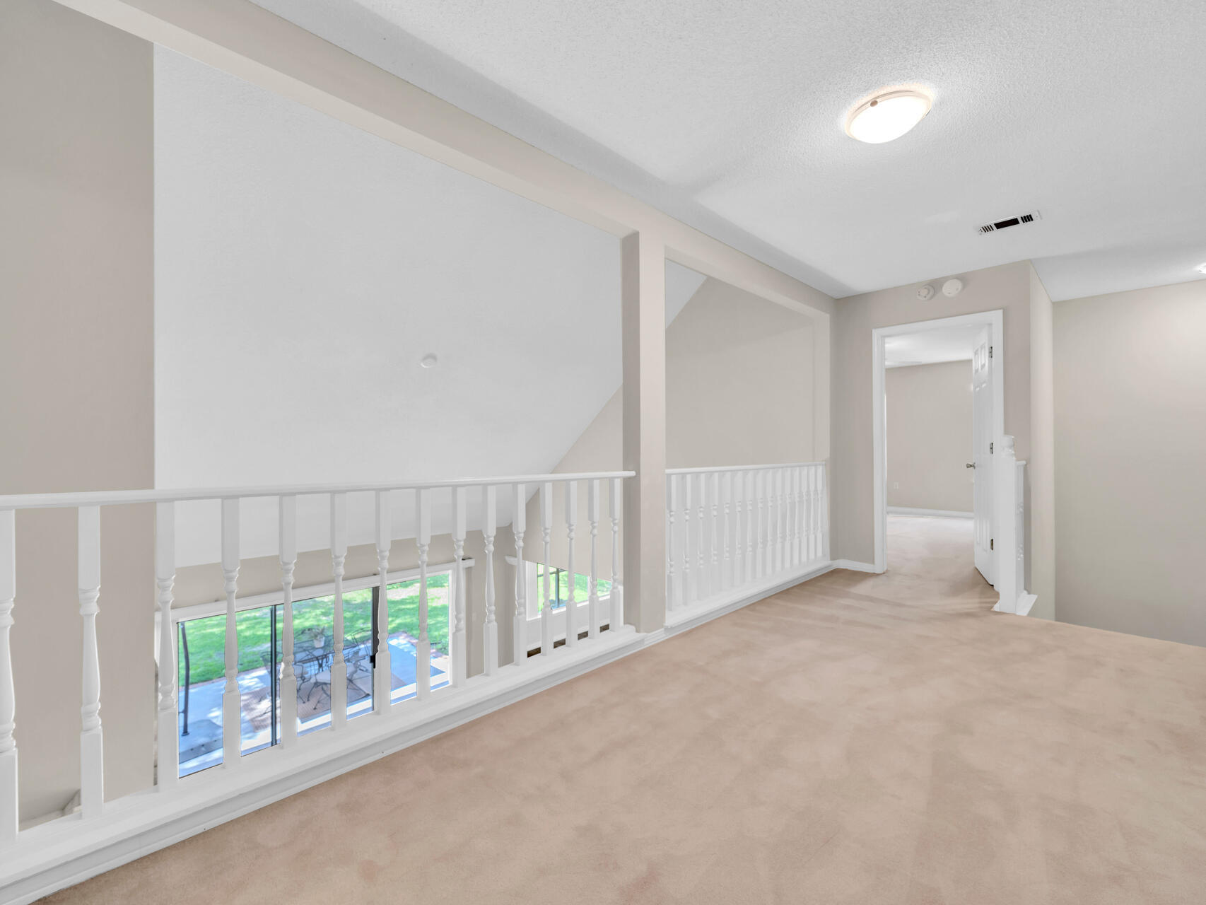 LAKE LORRAINE ESTLINKS AT SHALIMAR POINTE LOT 6 - Residential