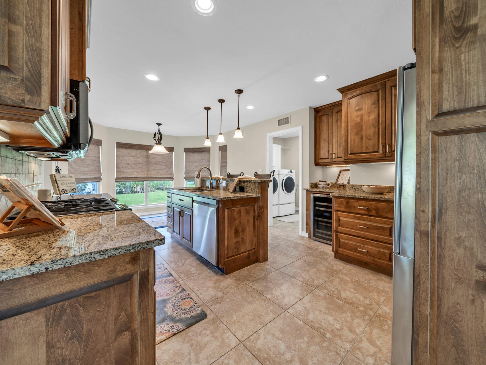 LAKE LORRAINE ESTLINKS AT SHALIMAR POINTE LOT 6 - Residential