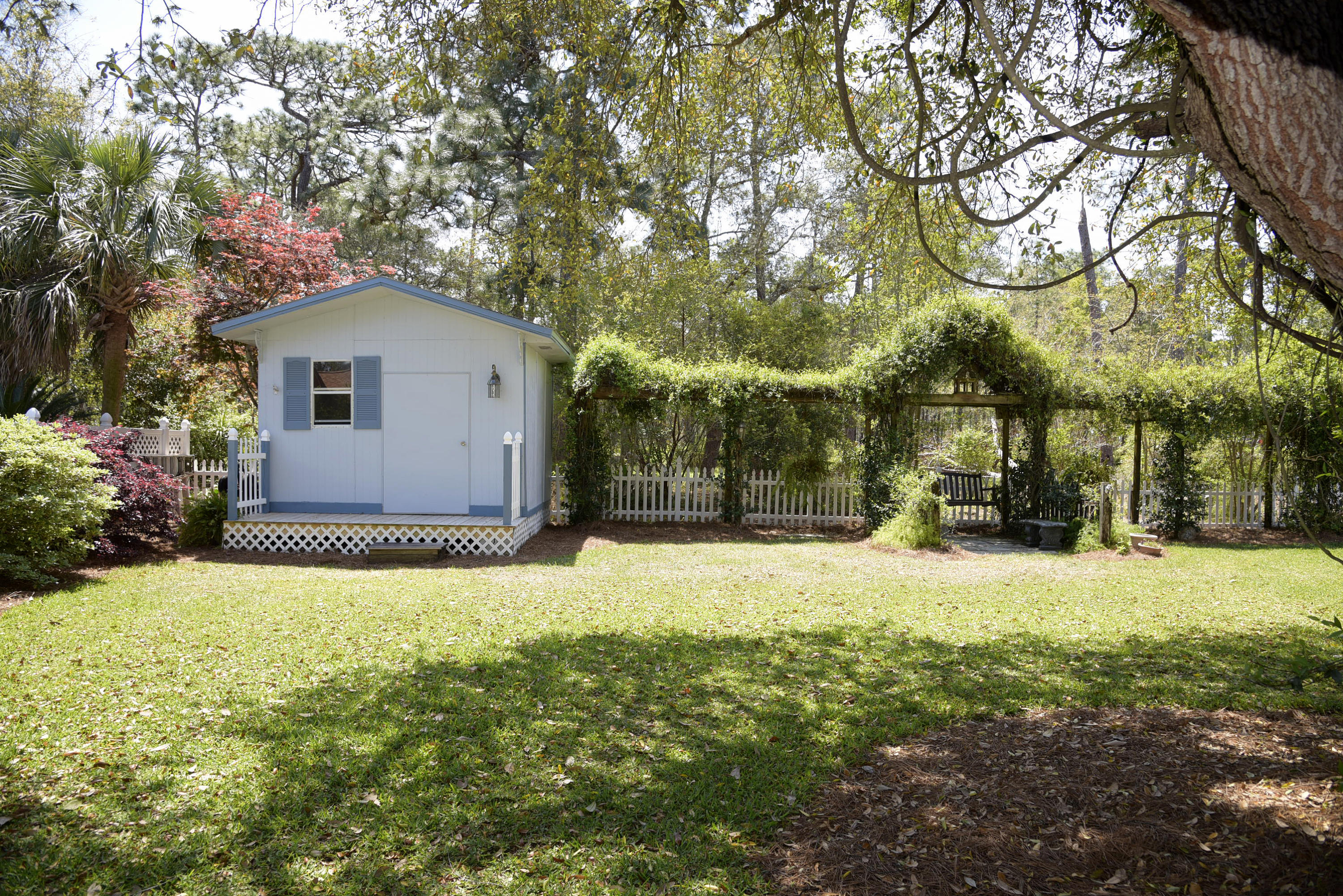 RAINTREE ESTATES - Residential