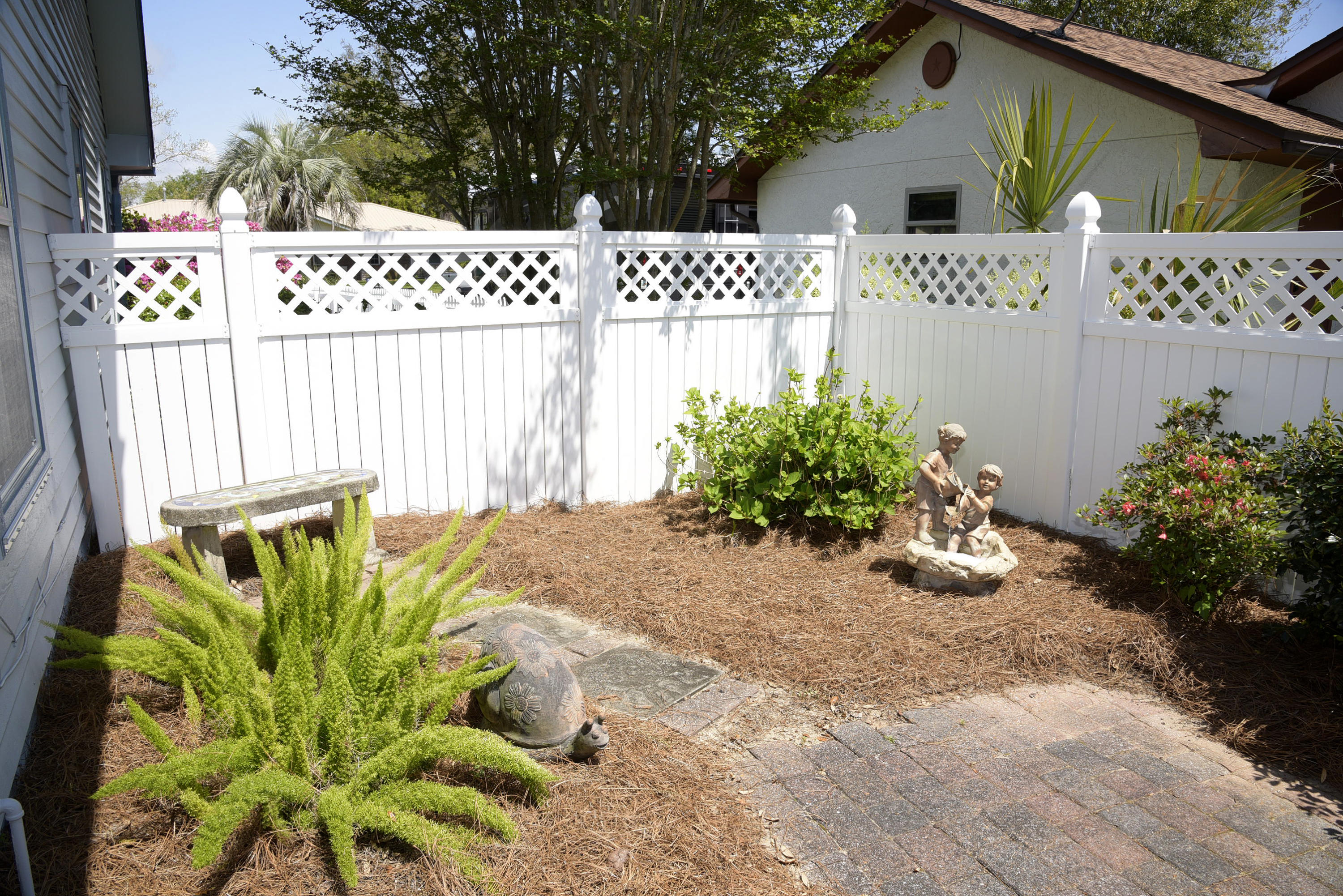 RAINTREE ESTATES - Residential